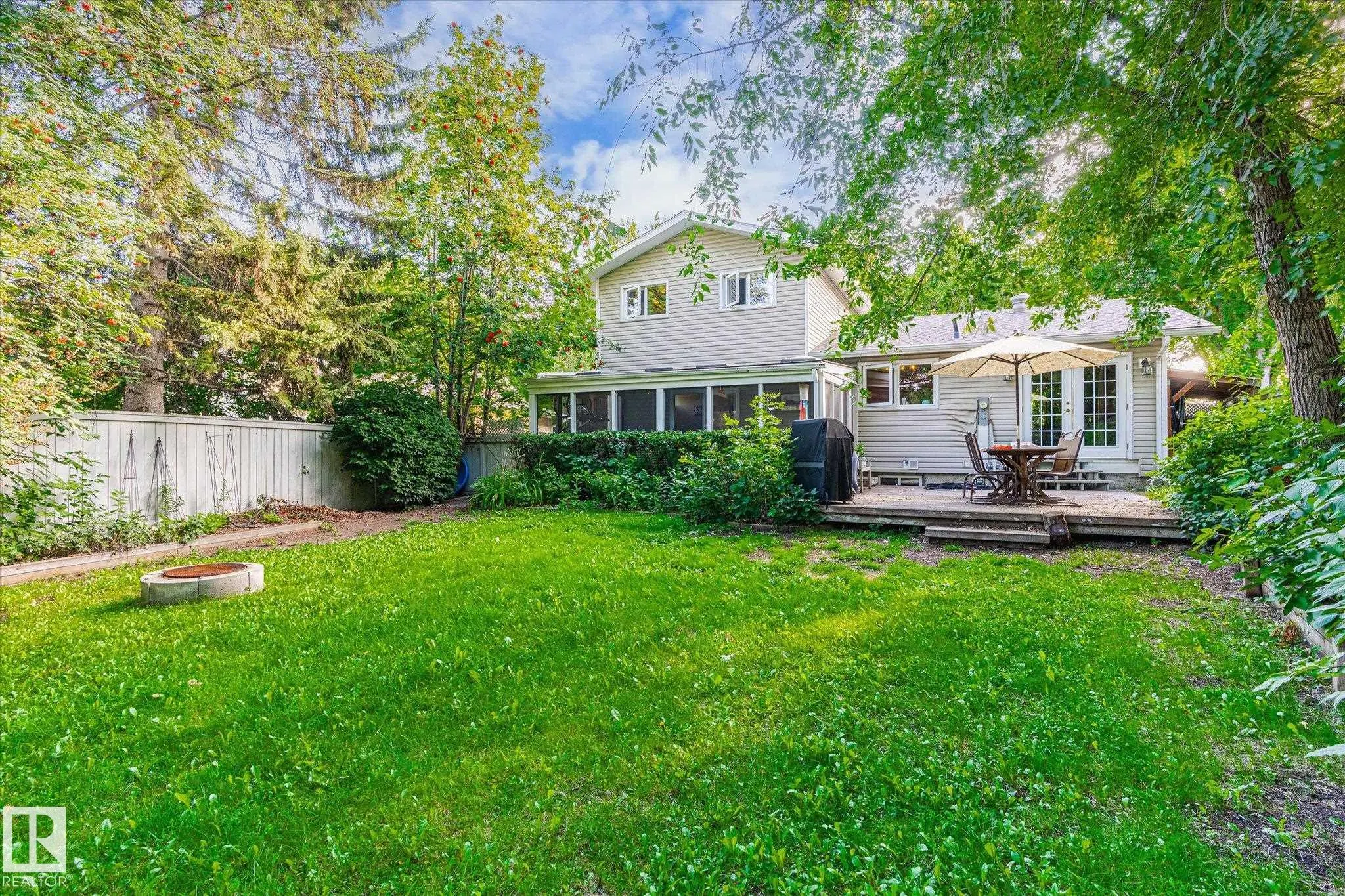 36 BROADVIEW Crescent