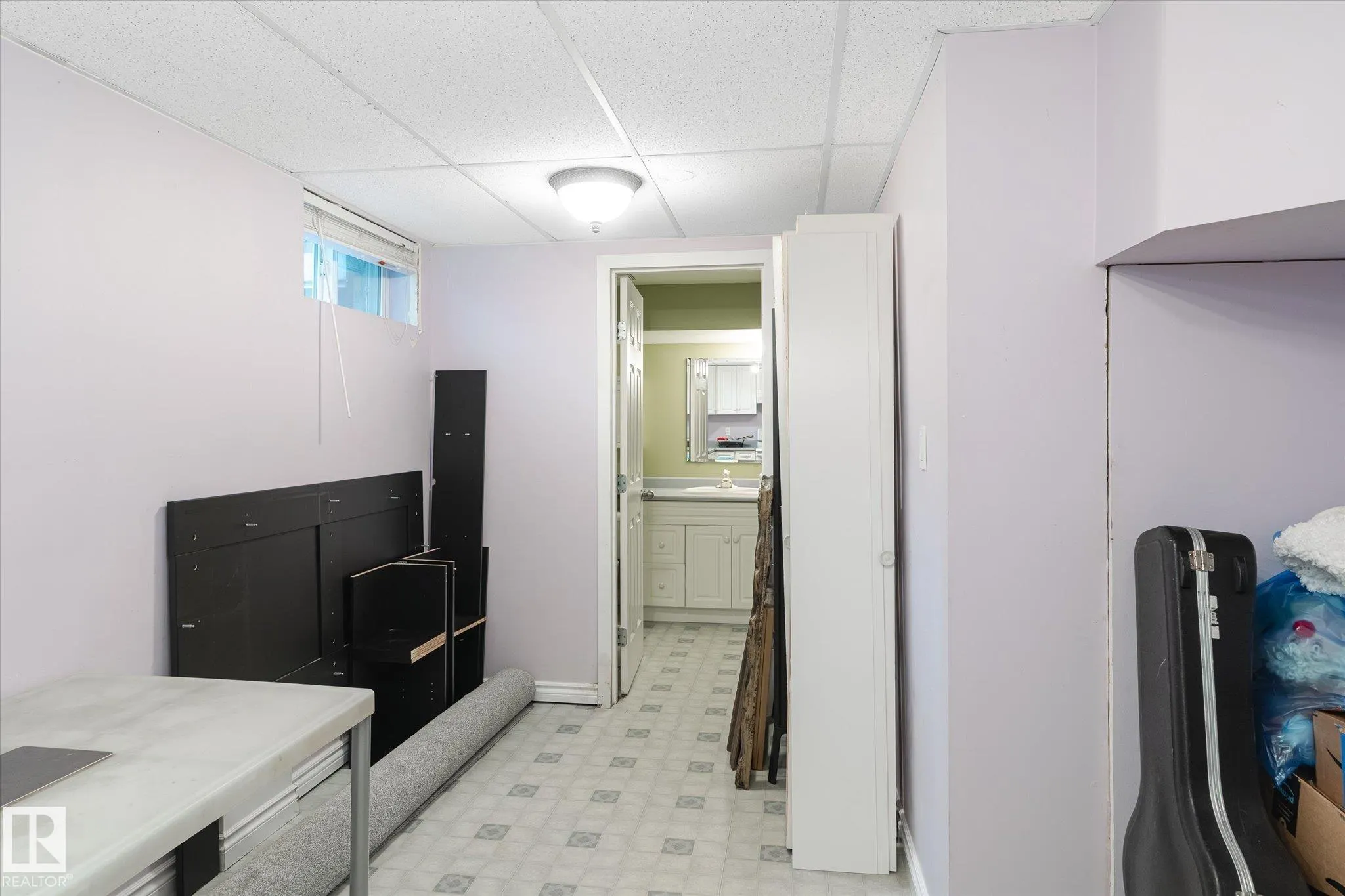 36 BROADVIEW Crescent