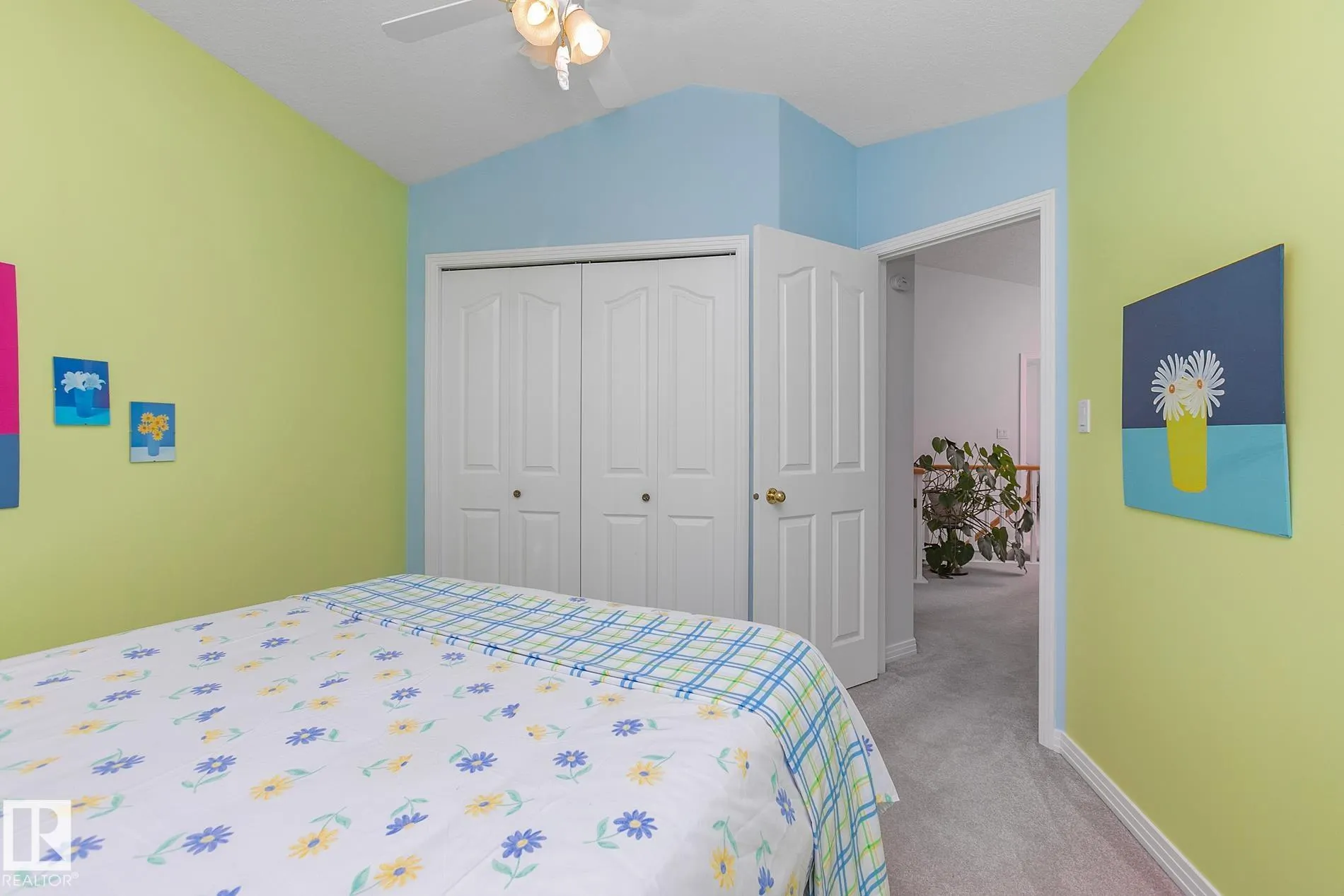 350 LILAC Lane