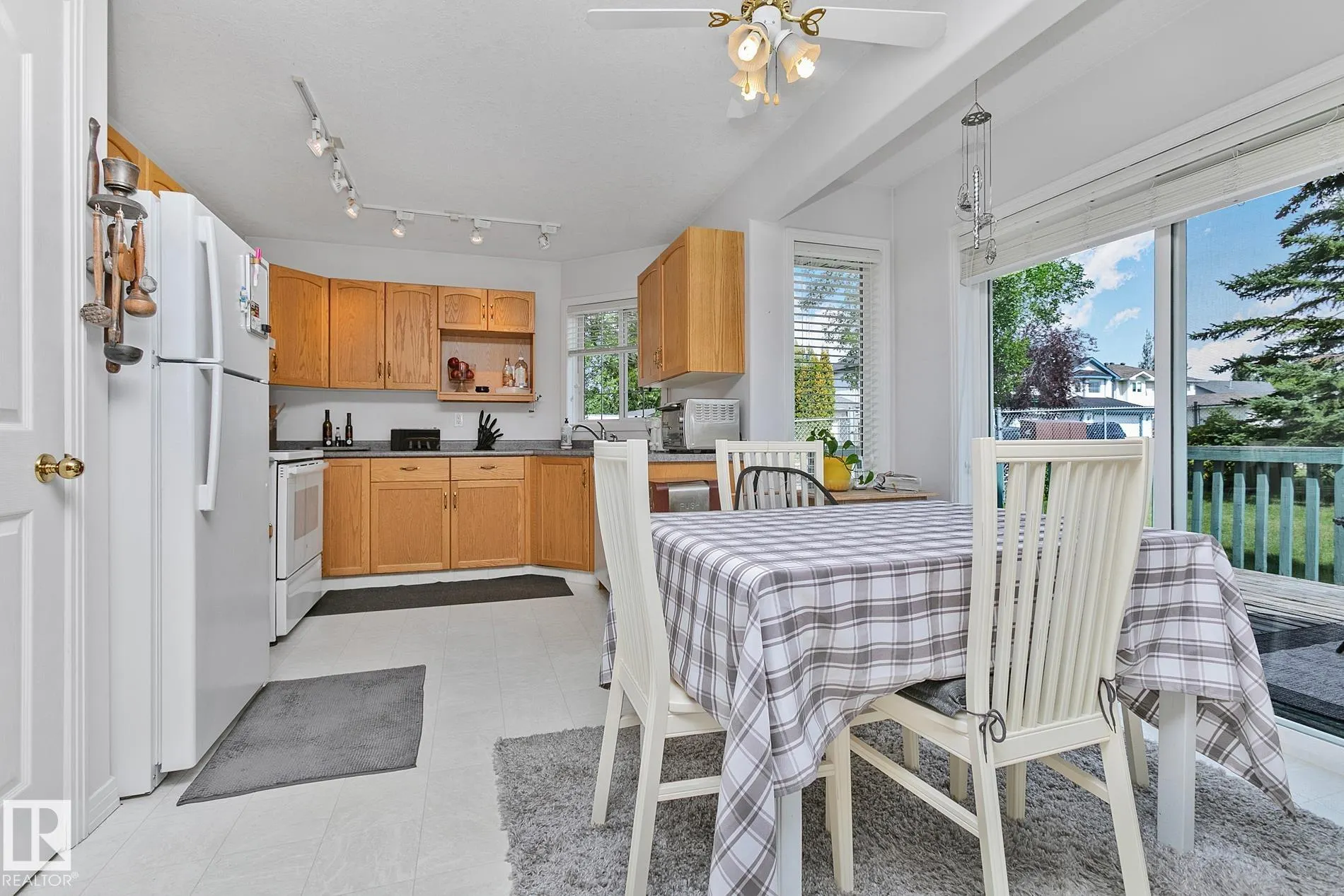 350 LILAC Lane