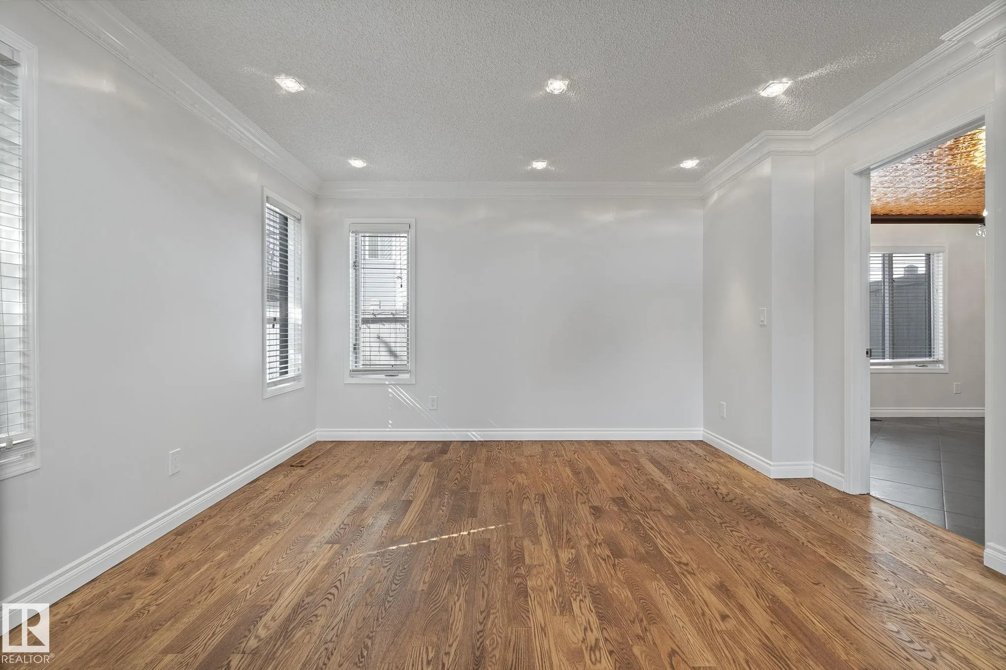 436 OLSEN Close