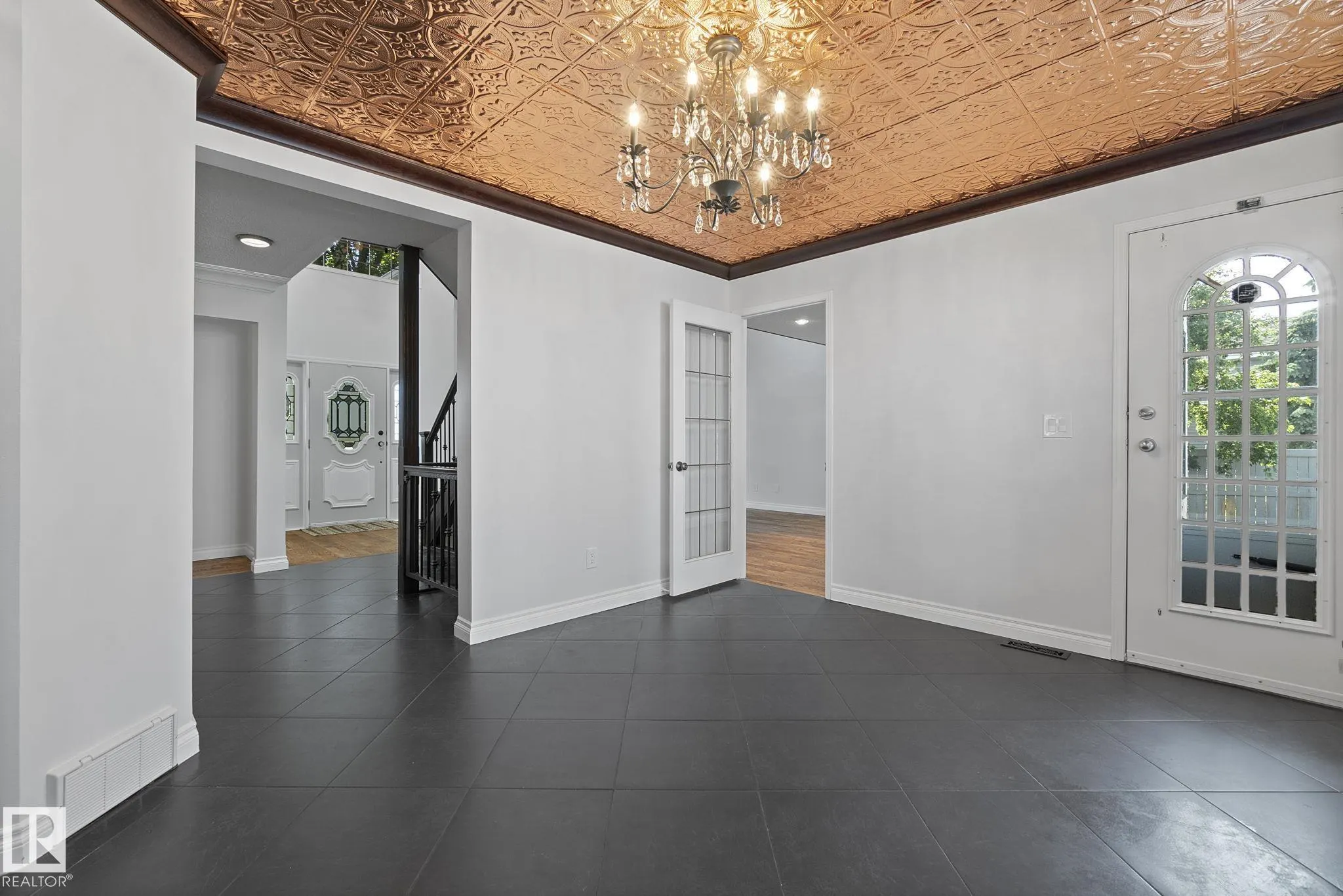 436 OLSEN Close