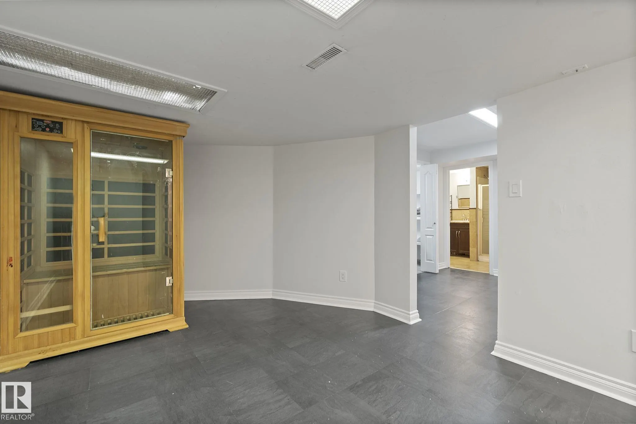 436 OLSEN Close