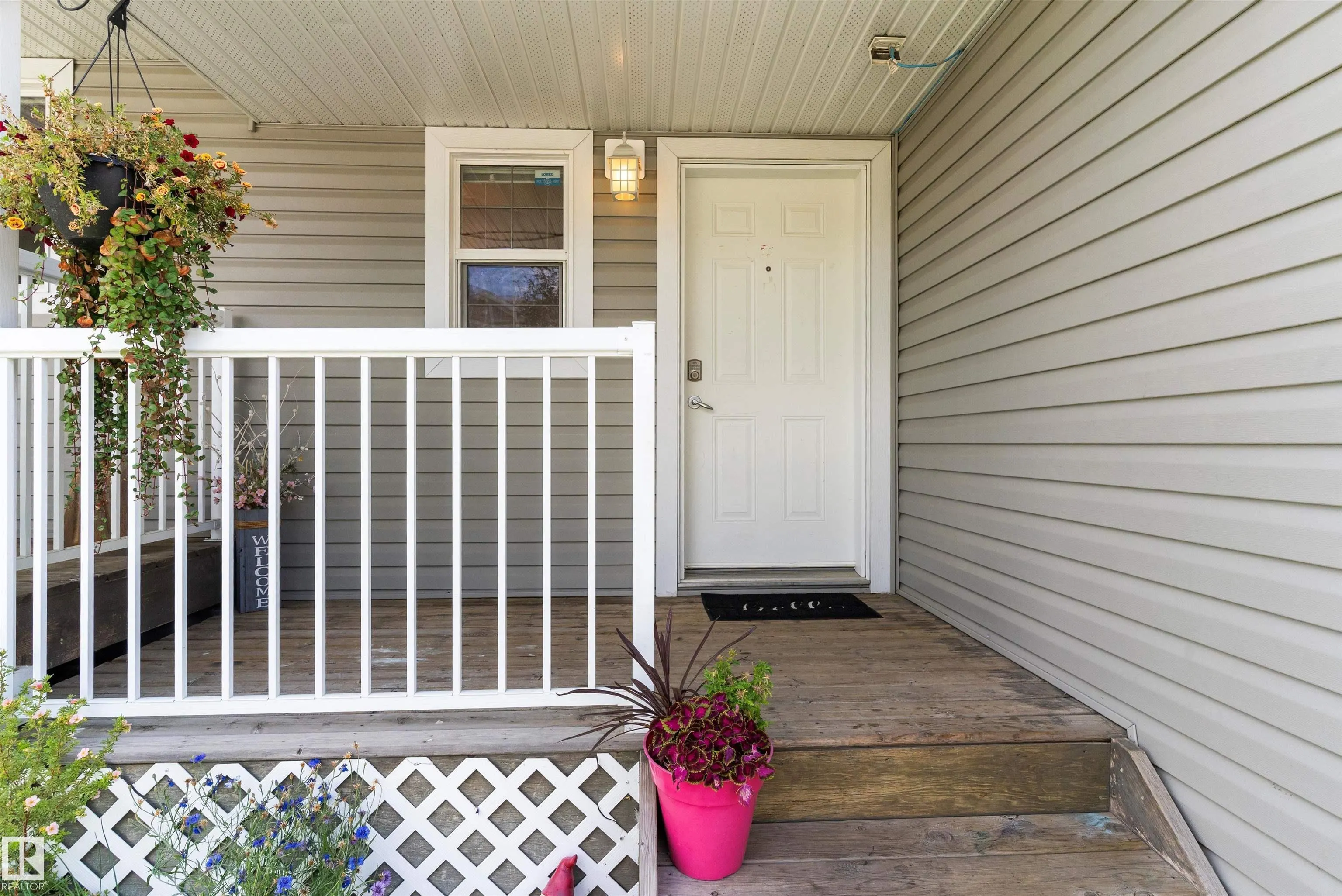 102 Graywood Mews