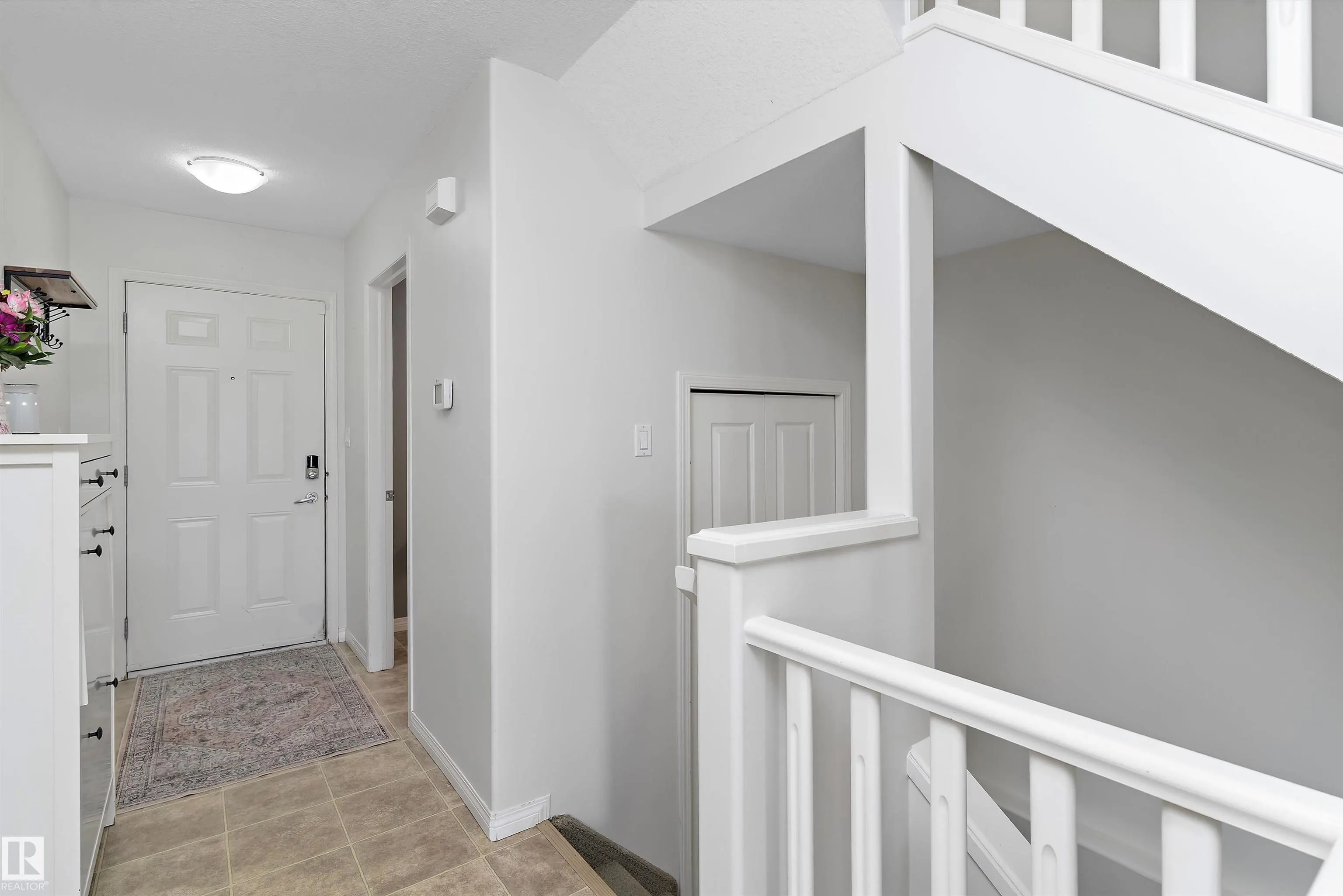 102 Graywood Mews