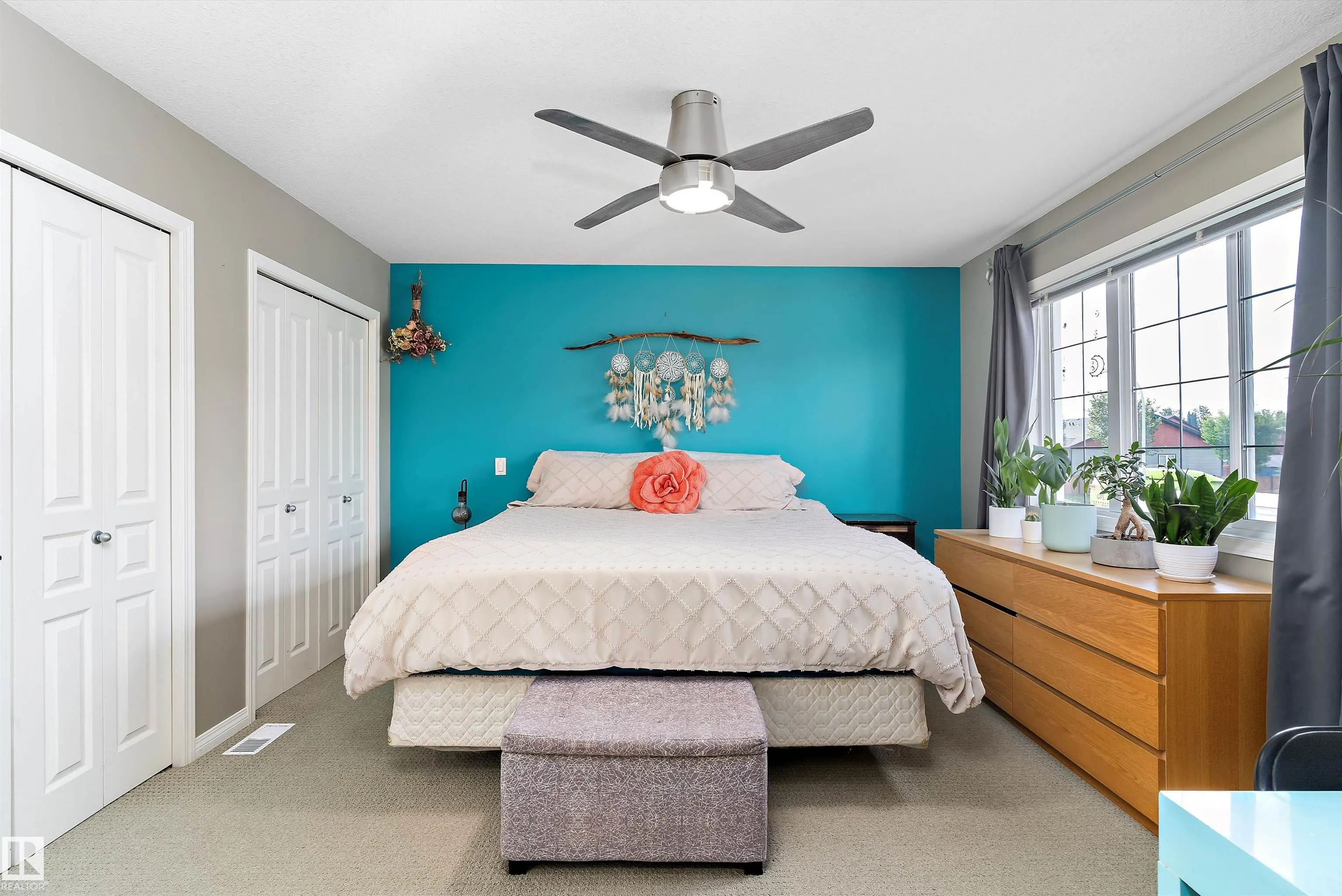 102 Graywood Mews