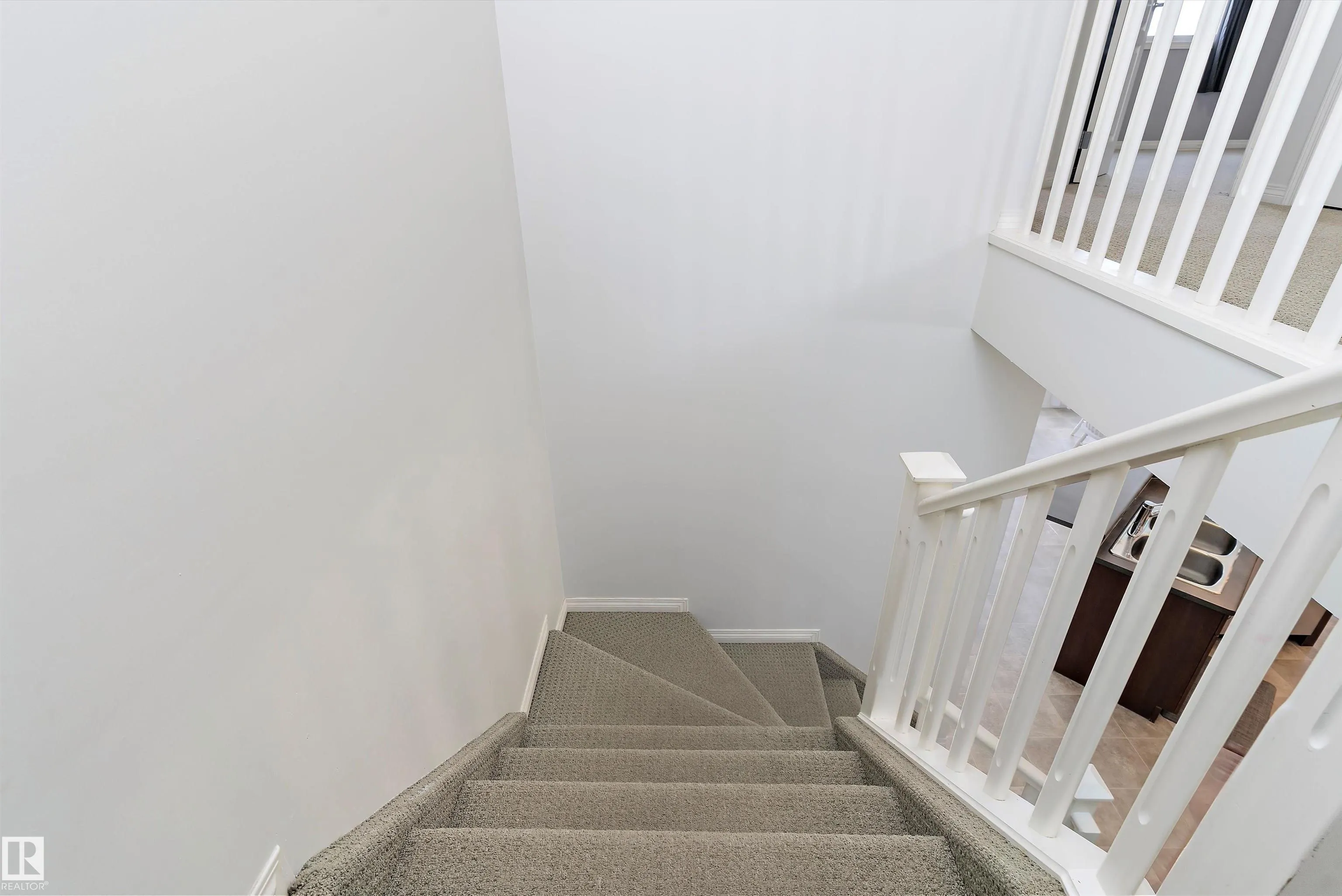 102 Graywood Mews