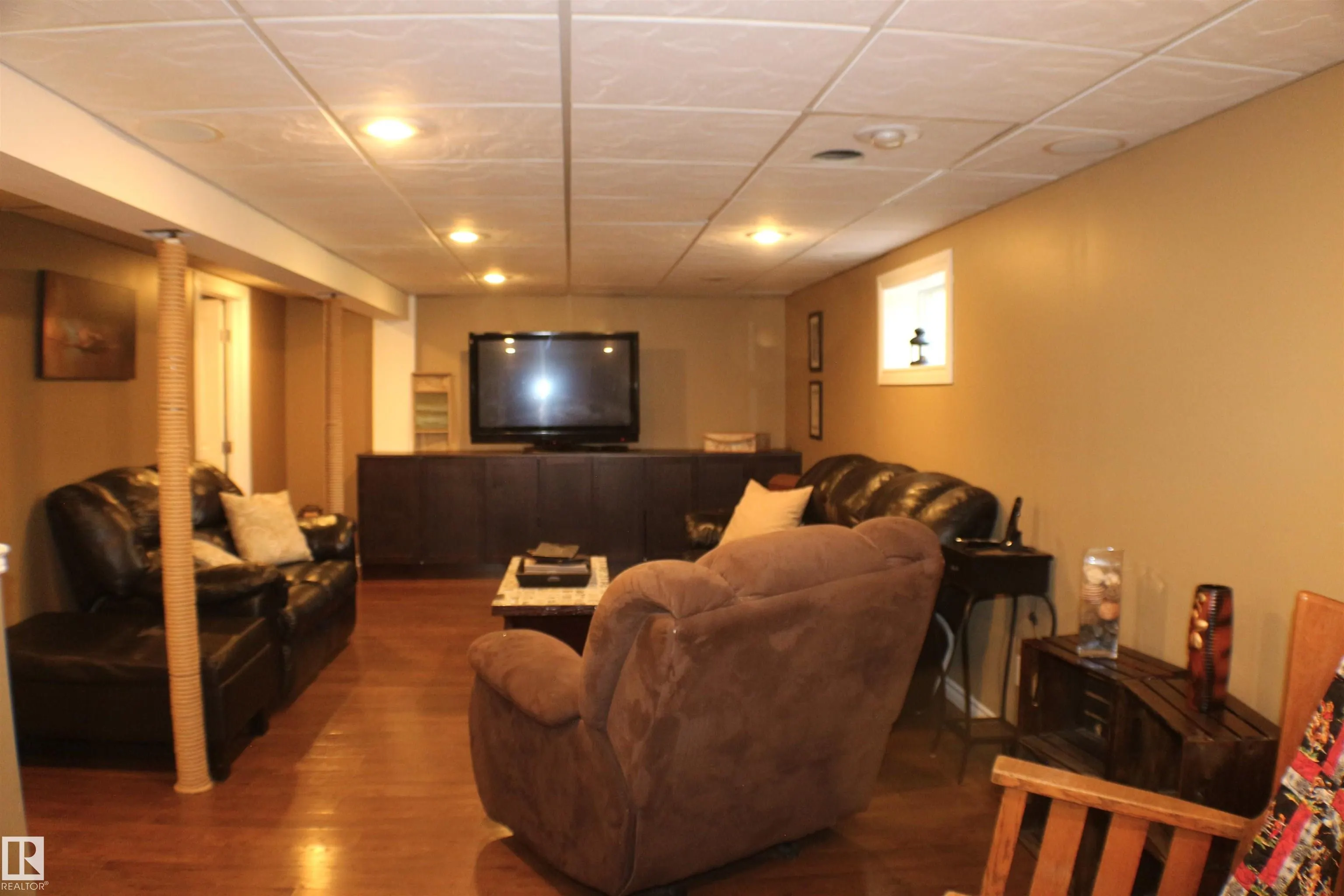 52152 RGE ROAD 210