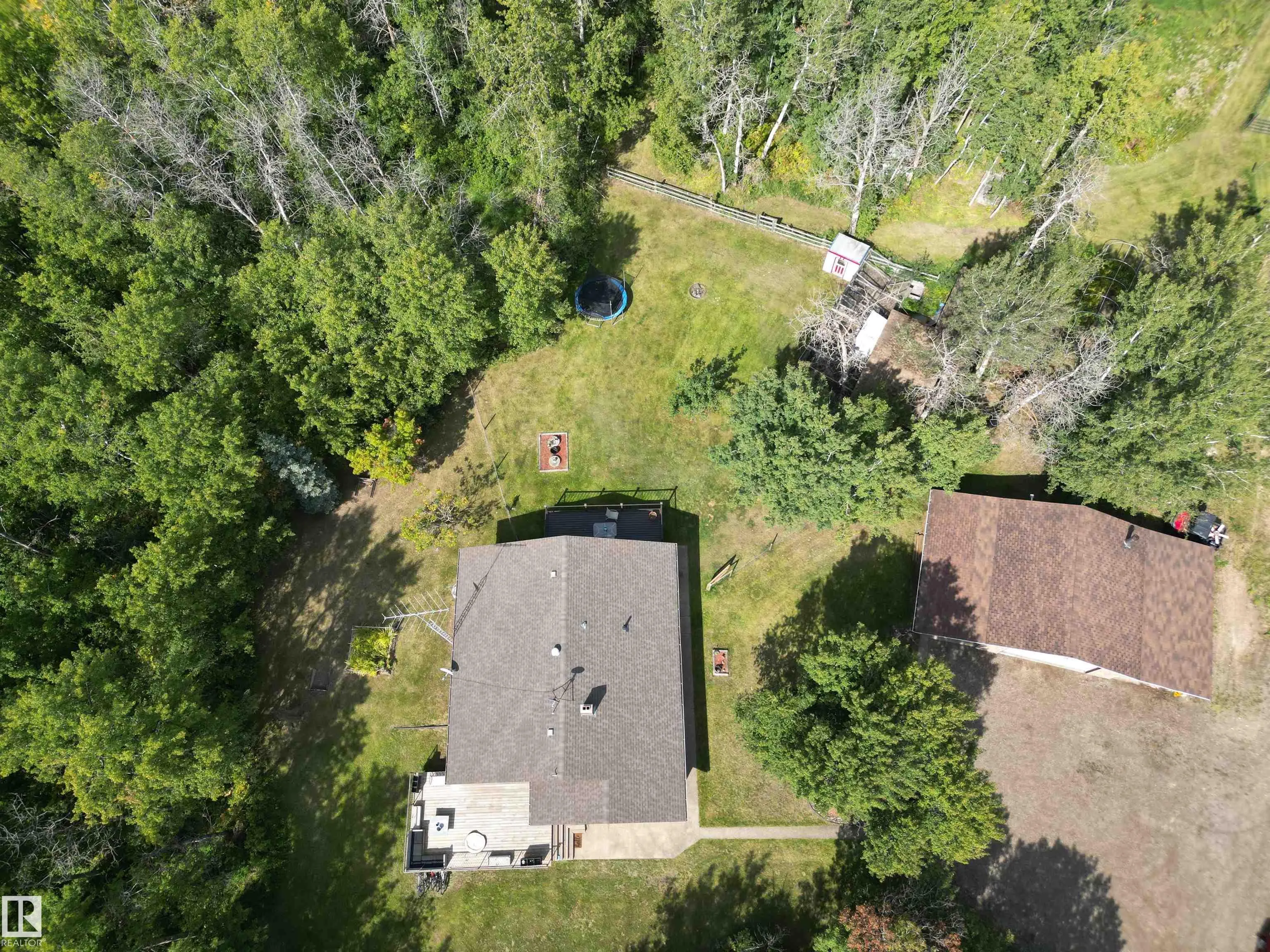52152 RGE ROAD 210