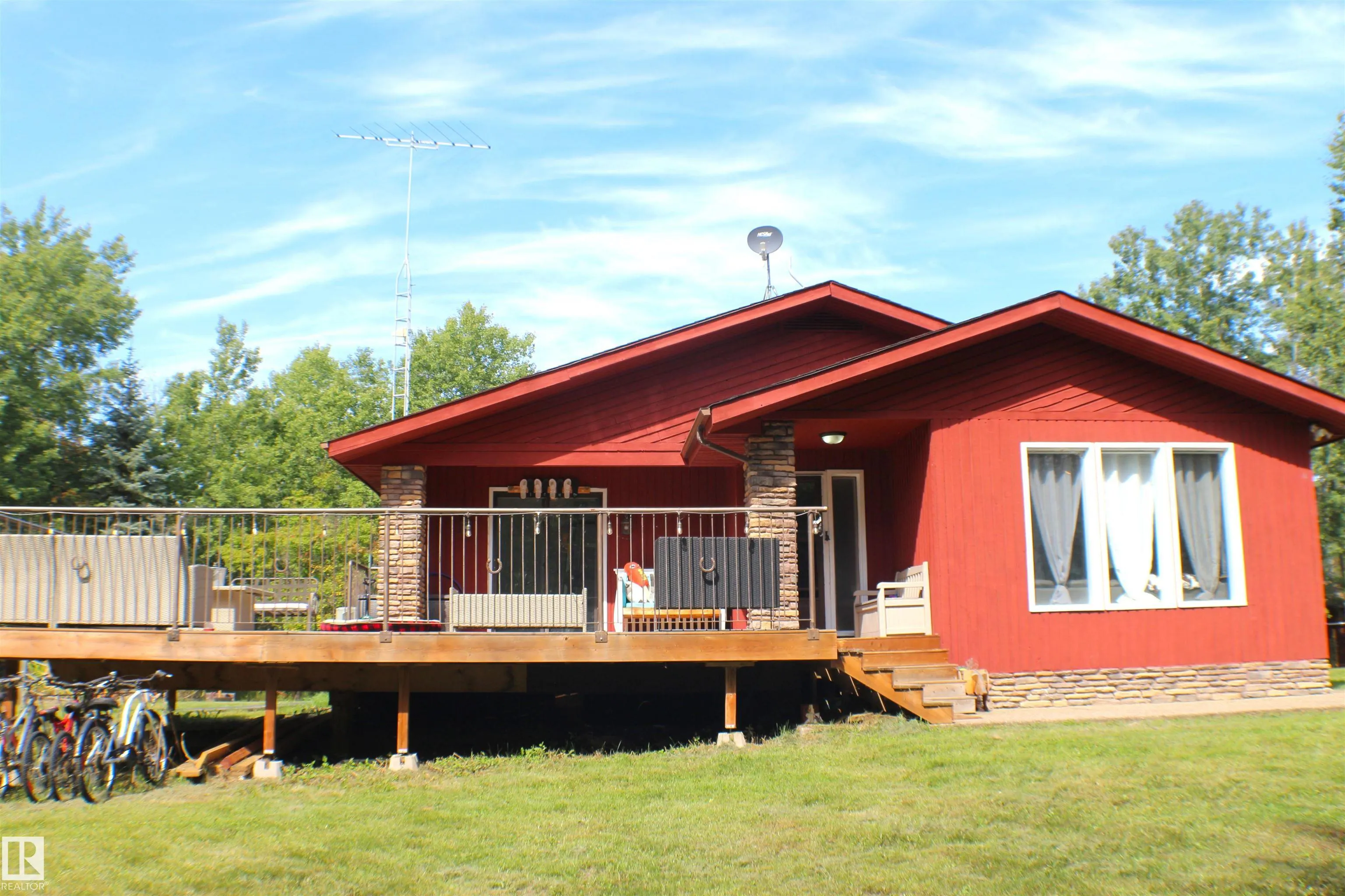 52152 RGE ROAD 210