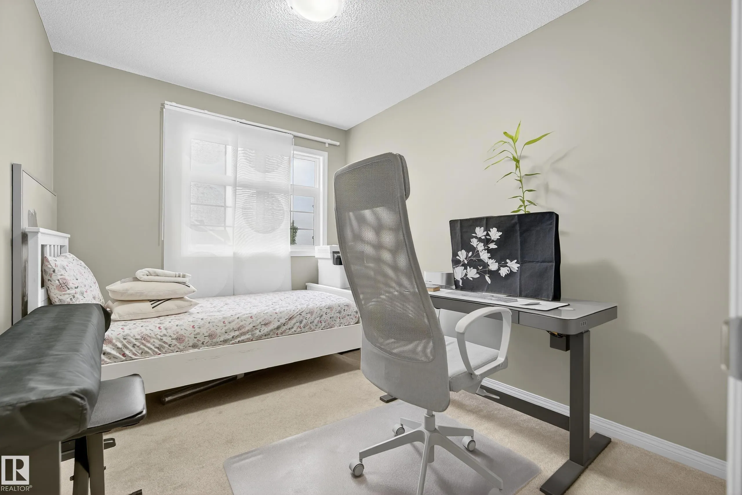 #2 9151 shaw way
