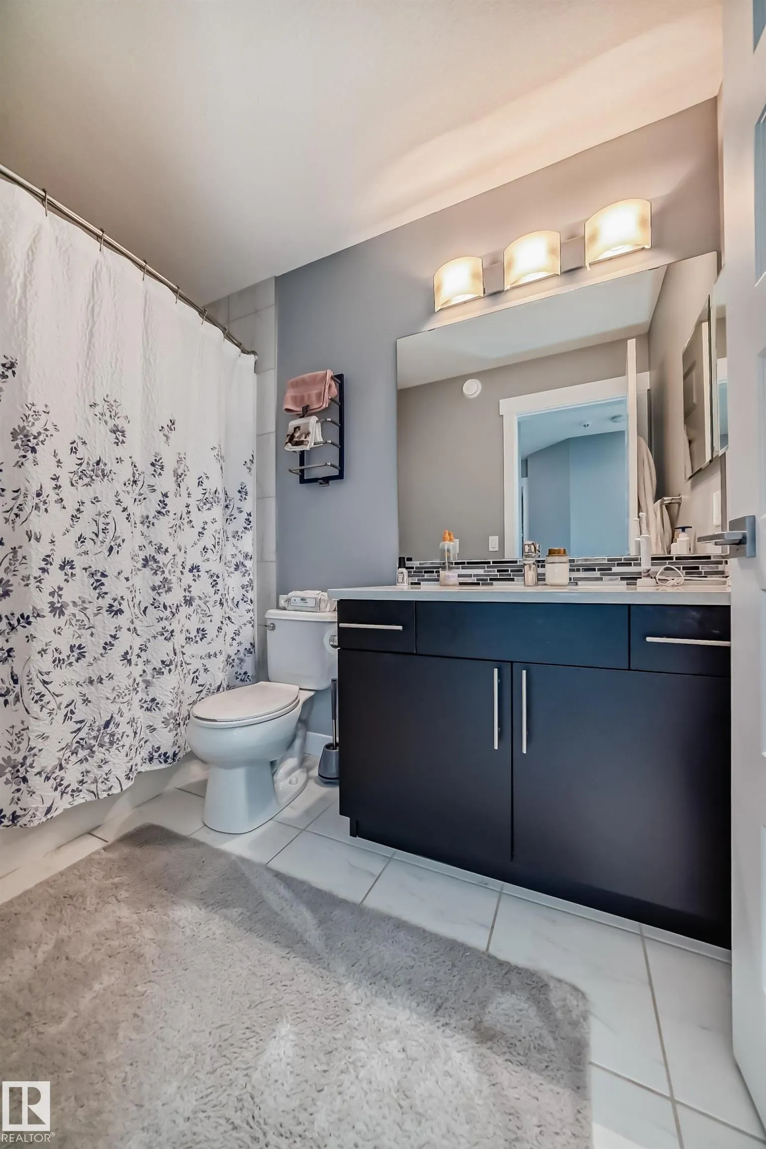 3075 CARPENTER LANDING Landing