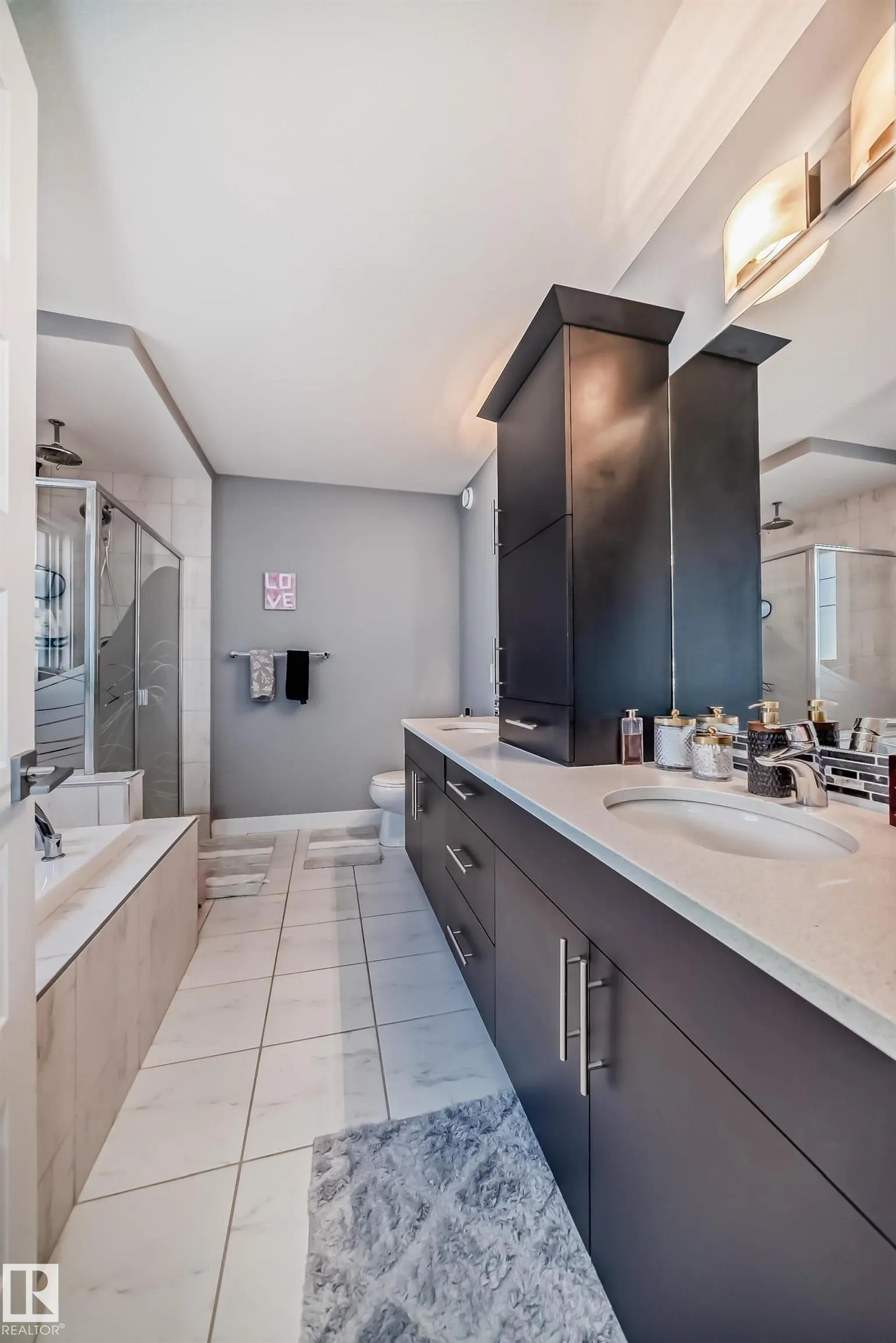 3075 CARPENTER LANDING Landing