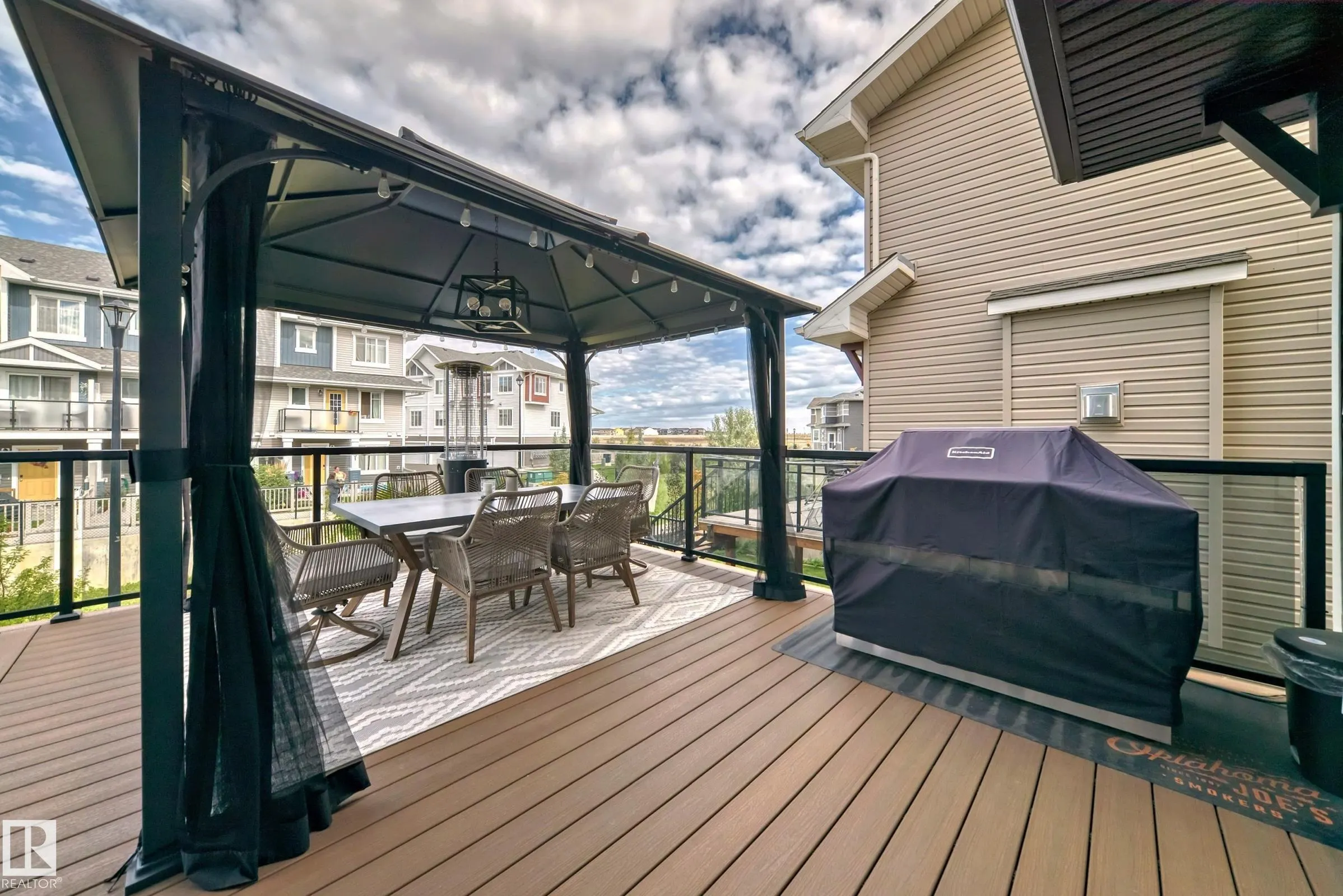3075 CARPENTER LANDING Landing