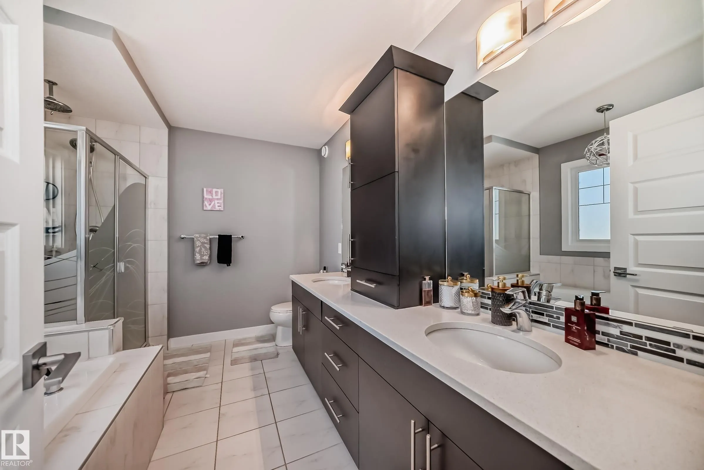 3075 CARPENTER LANDING Landing