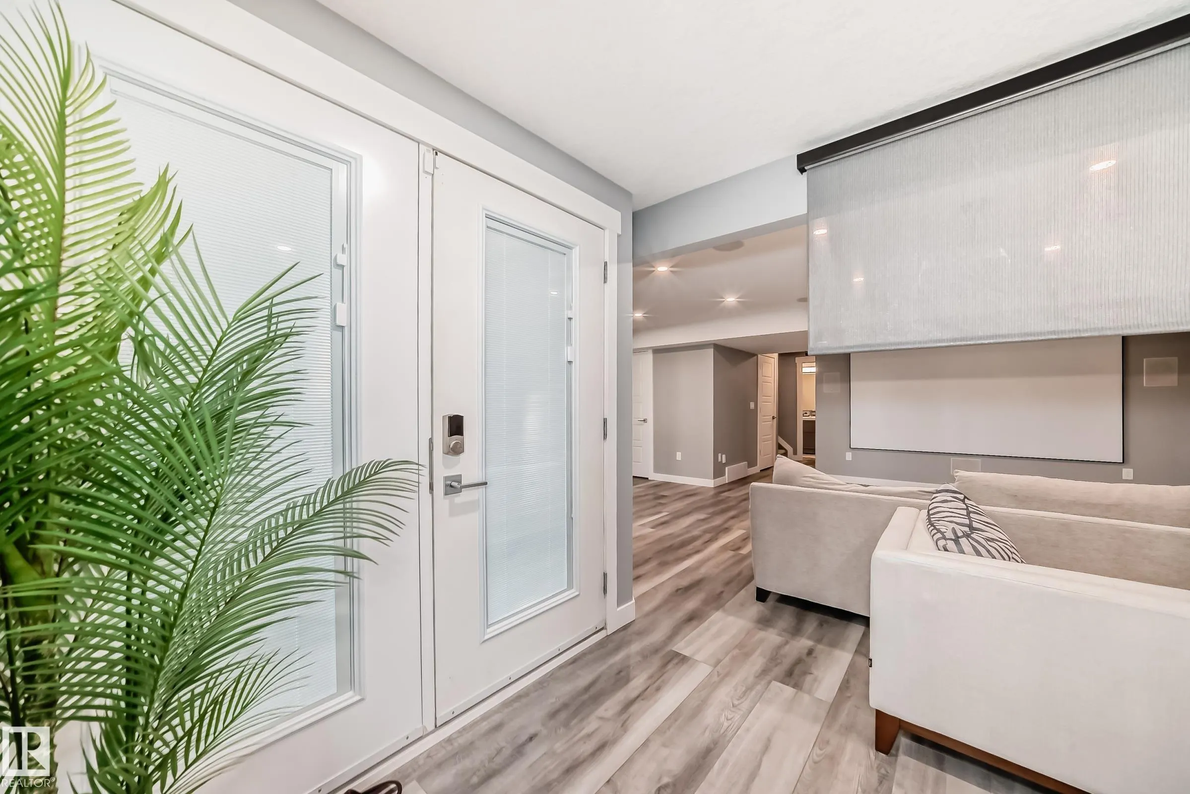 3075 CARPENTER LANDING Landing