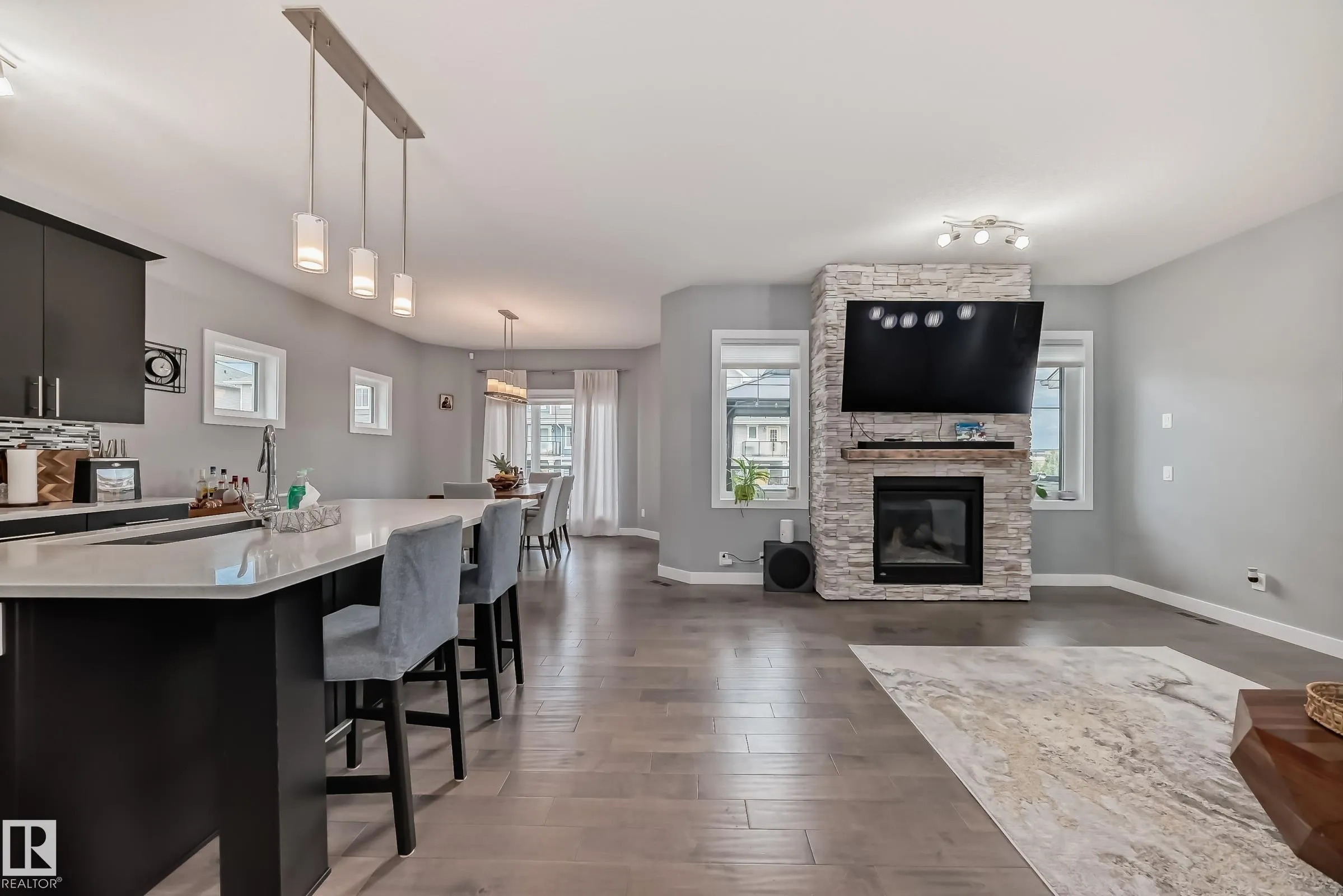 3075 CARPENTER LANDING Landing