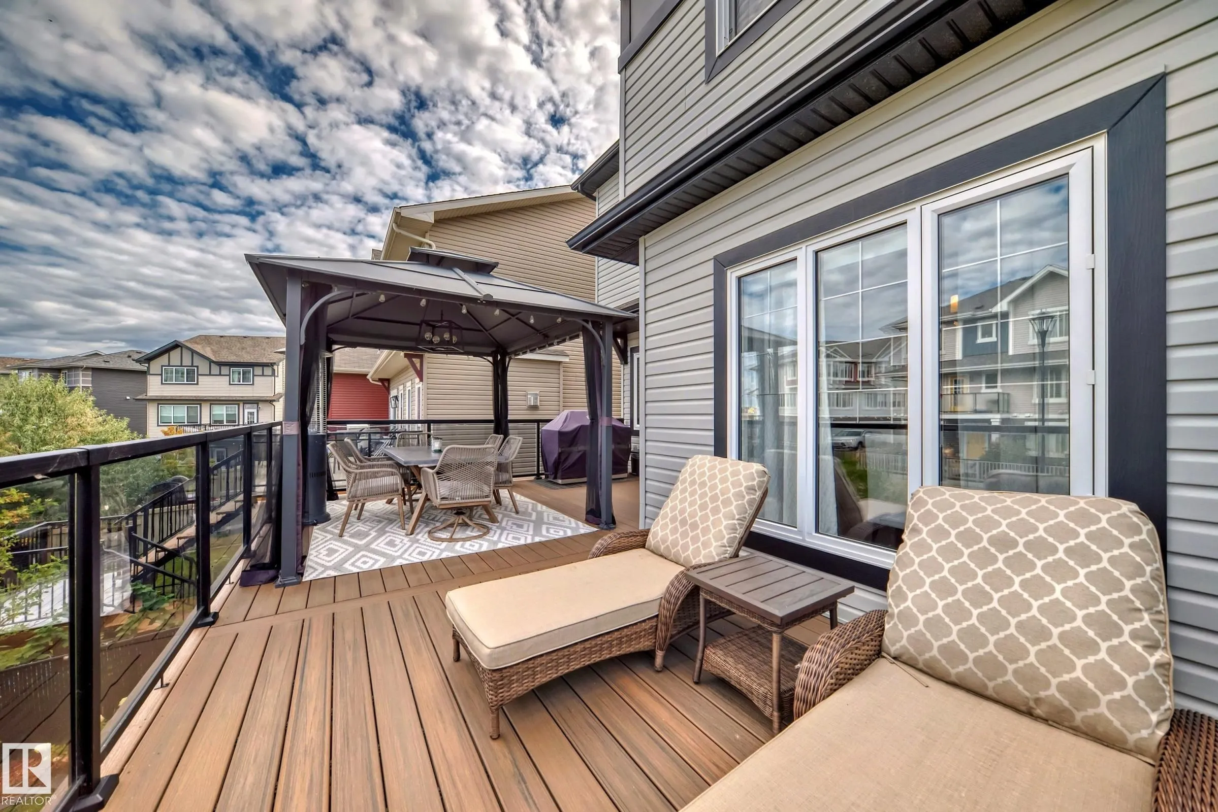 3075 CARPENTER LANDING Landing