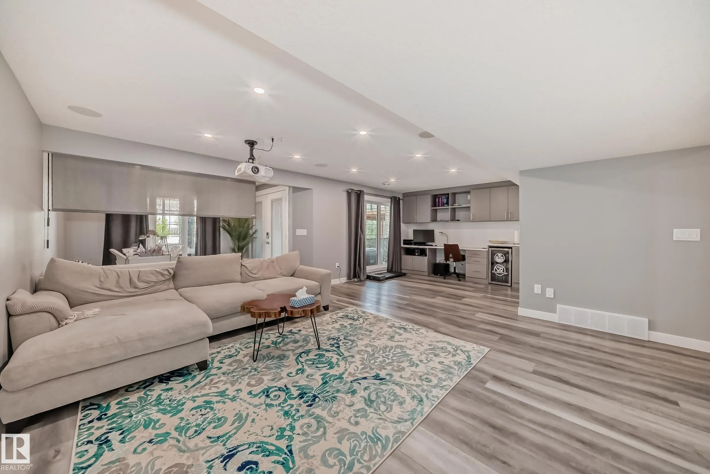 3075 CARPENTER LANDING Landing
