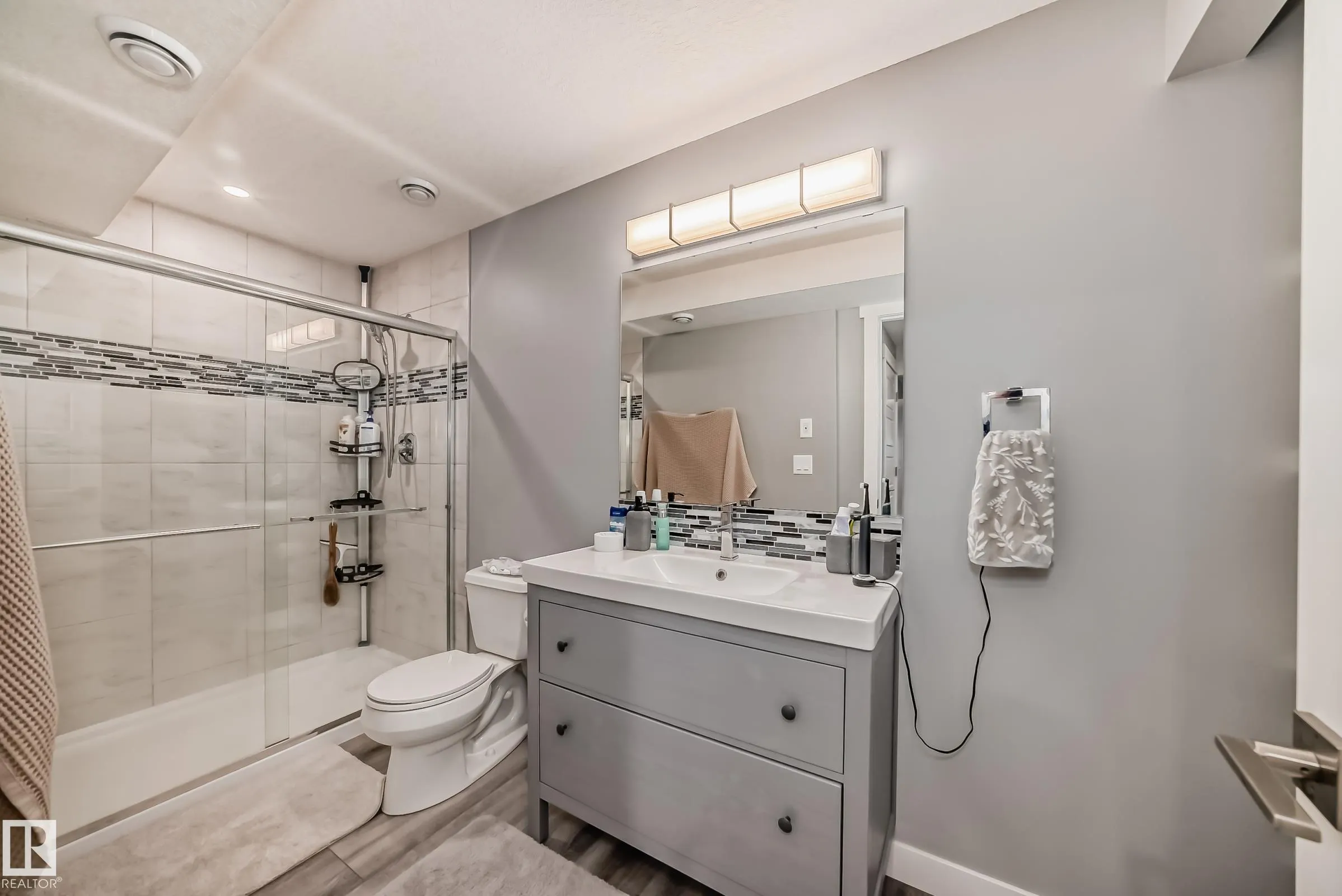 3075 CARPENTER LANDING Landing