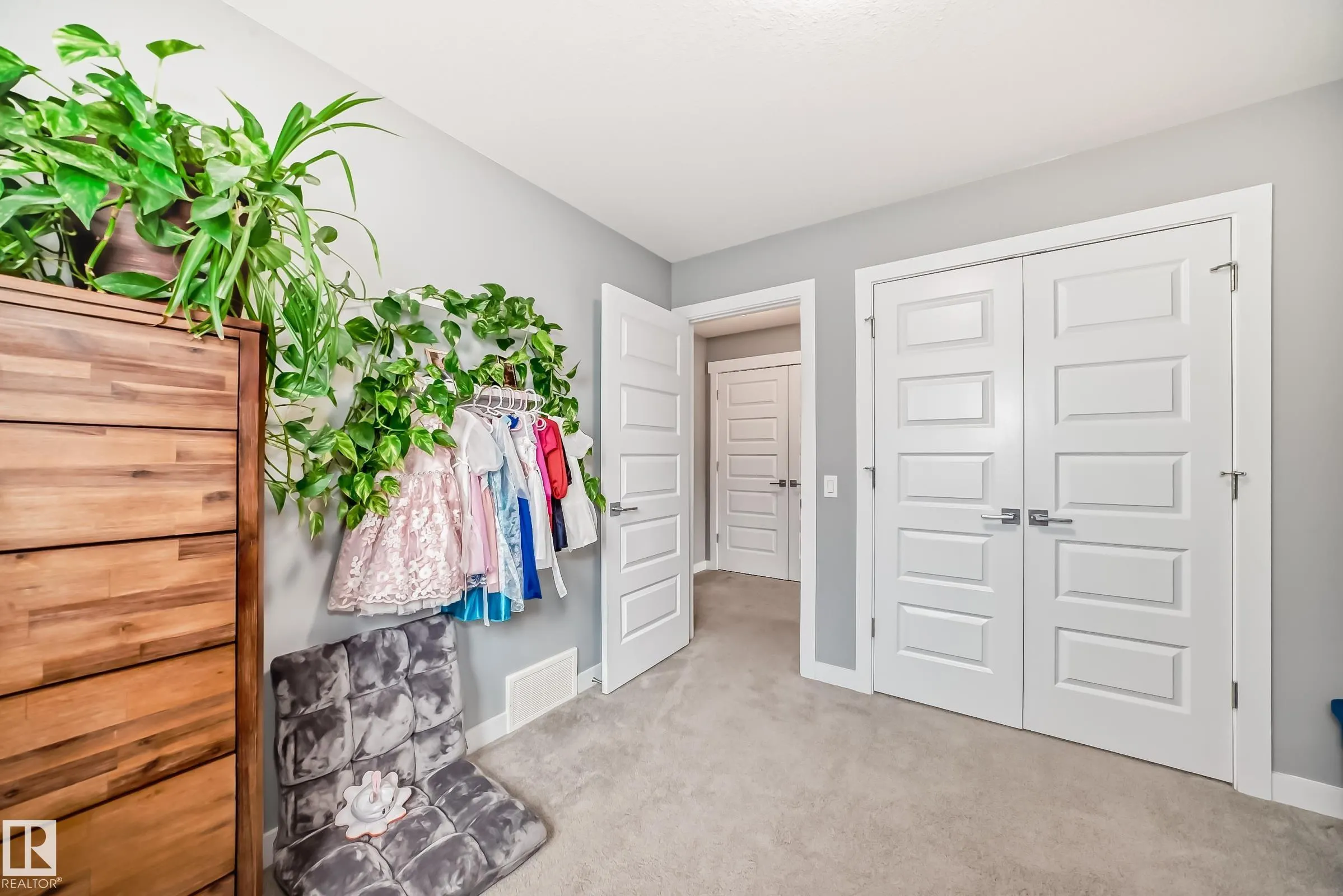 3075 CARPENTER LANDING Landing