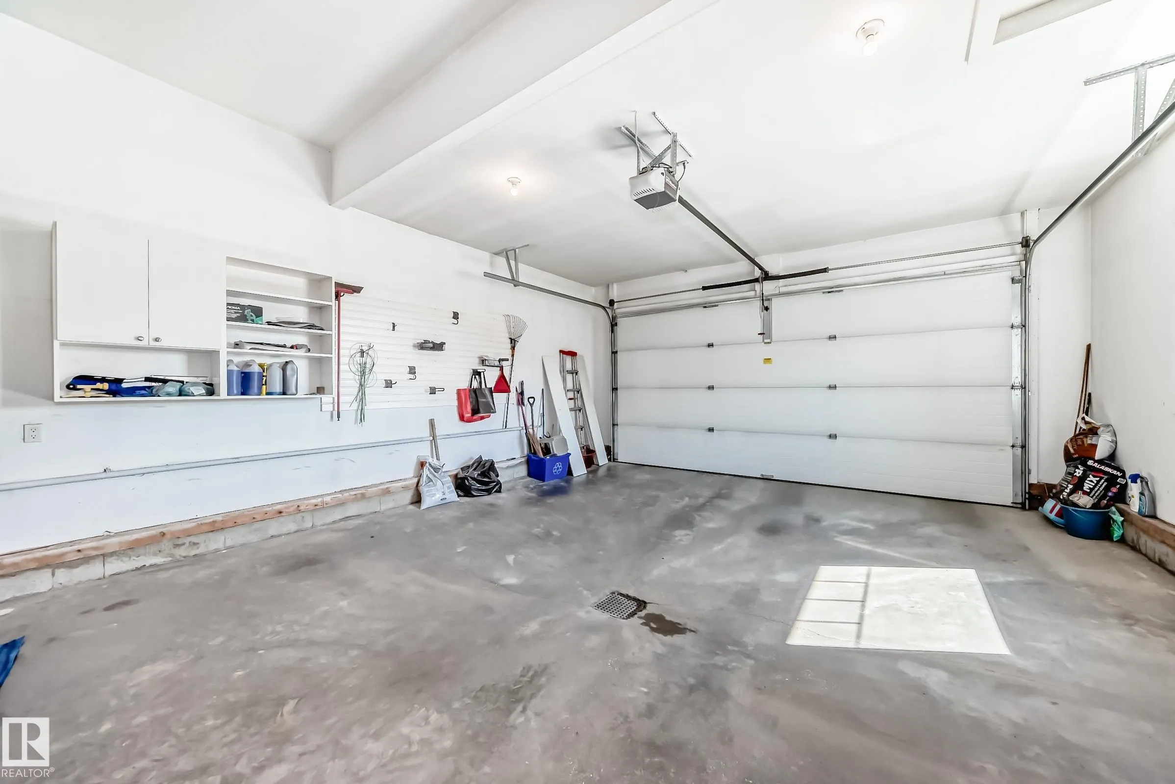 3304 MCCALL Court