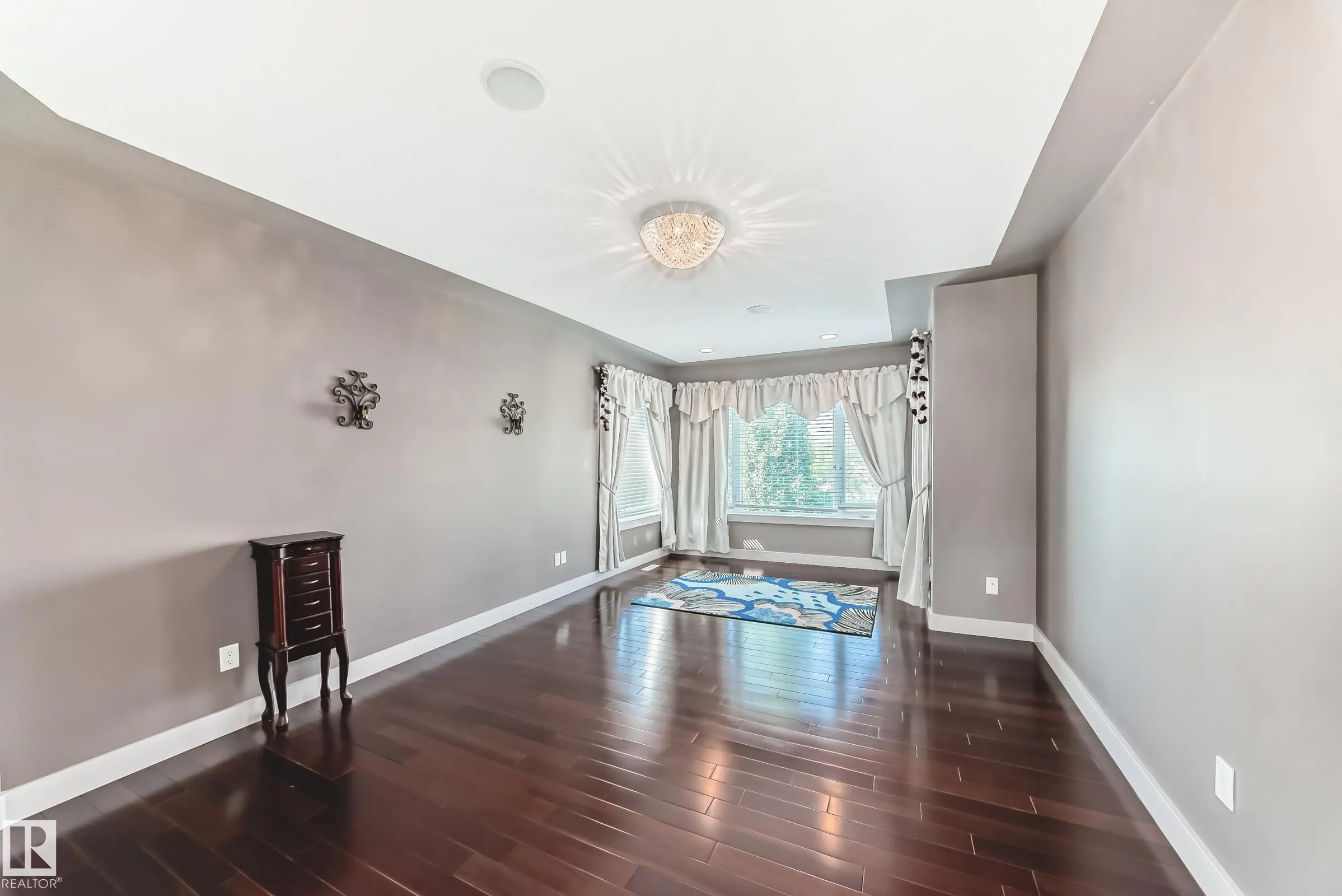 3304 MCCALL Court