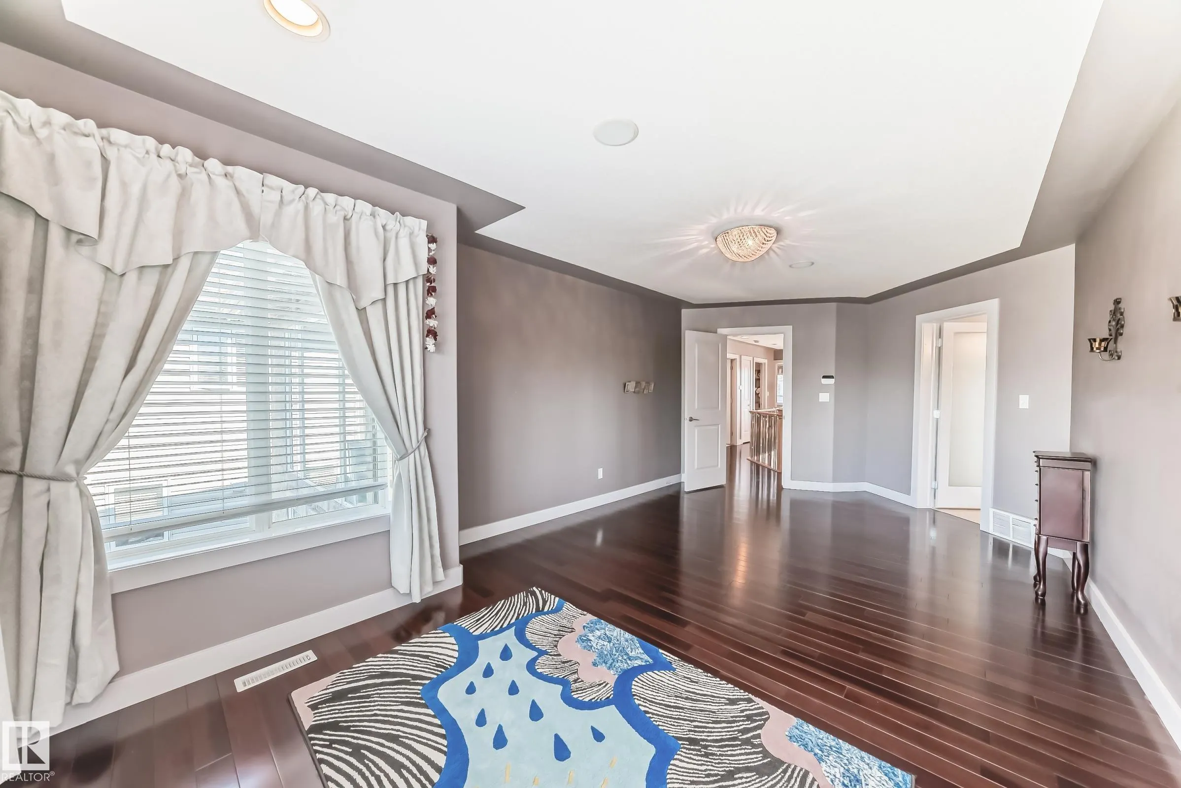 3304 MCCALL Court