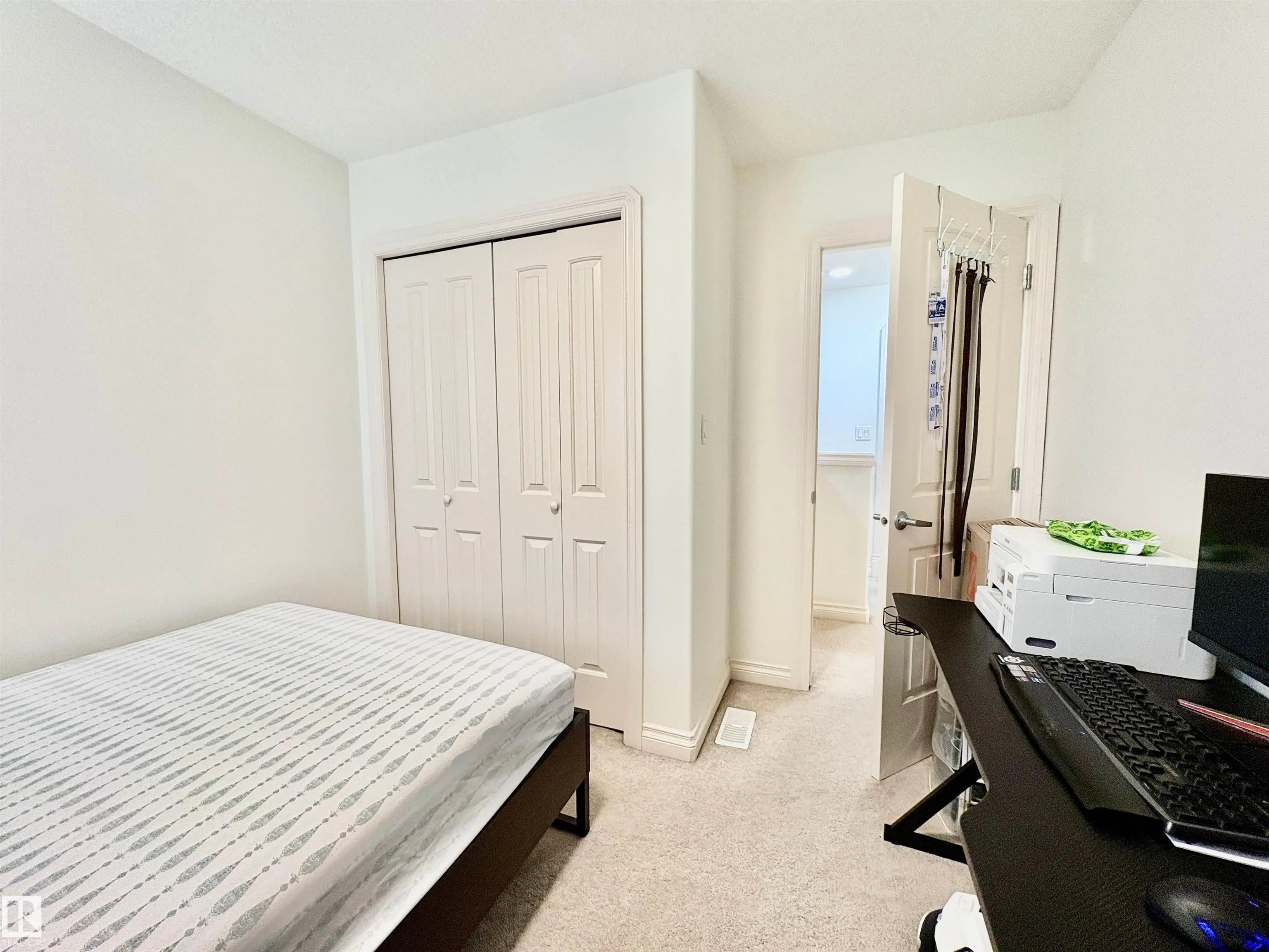 14907 109 Avenue
