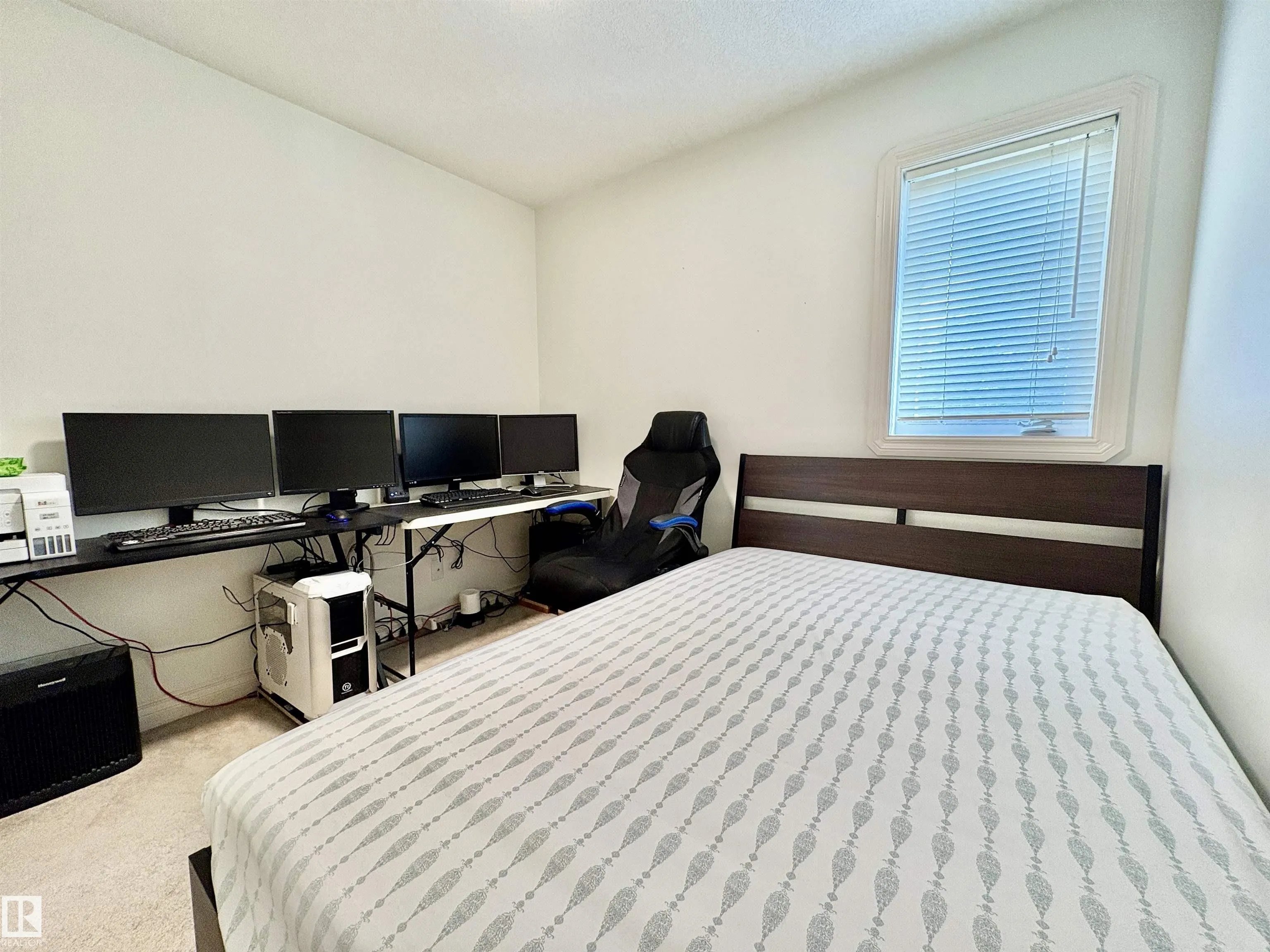 14907 109 Avenue