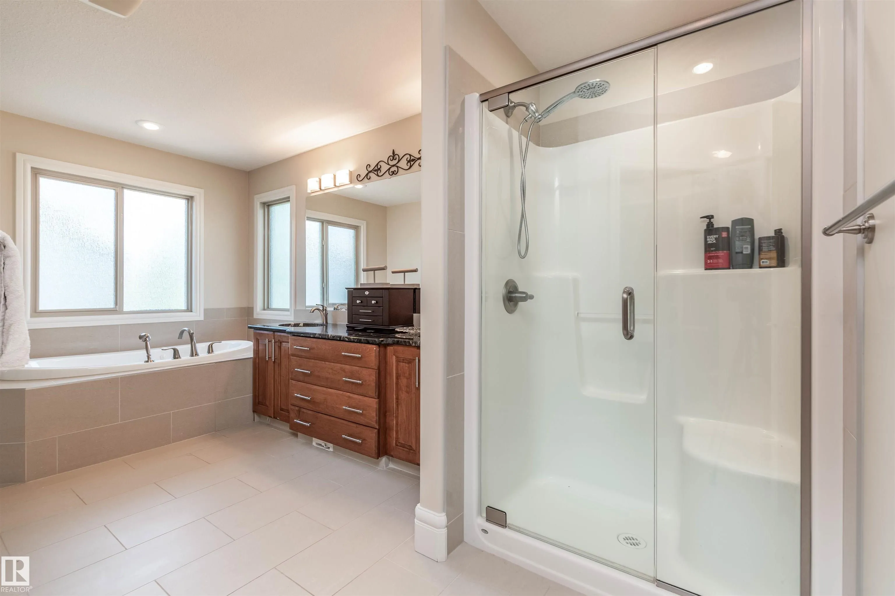 5420 SUNVIEW Bay