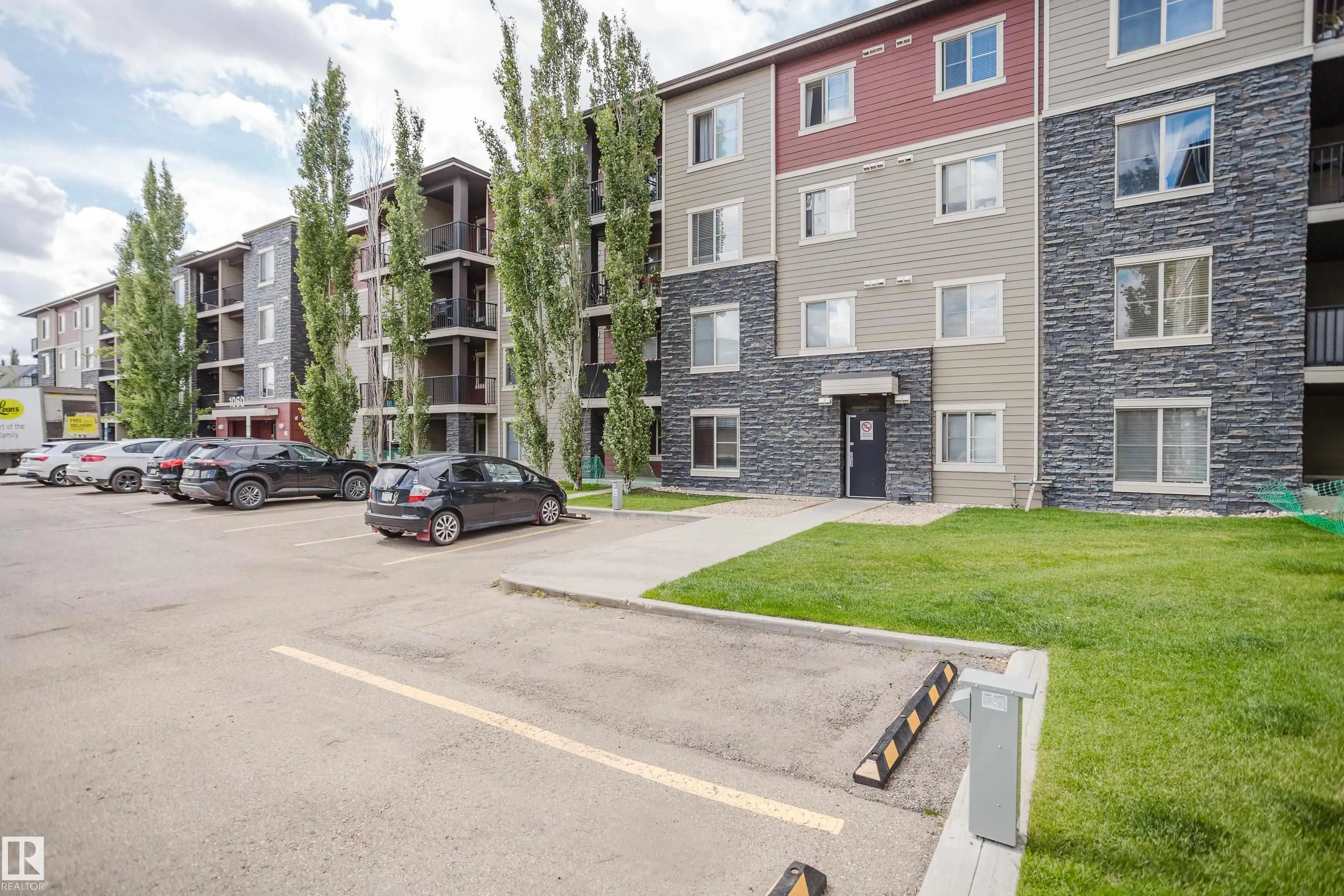 1060 MCCONACHIE Boulevard