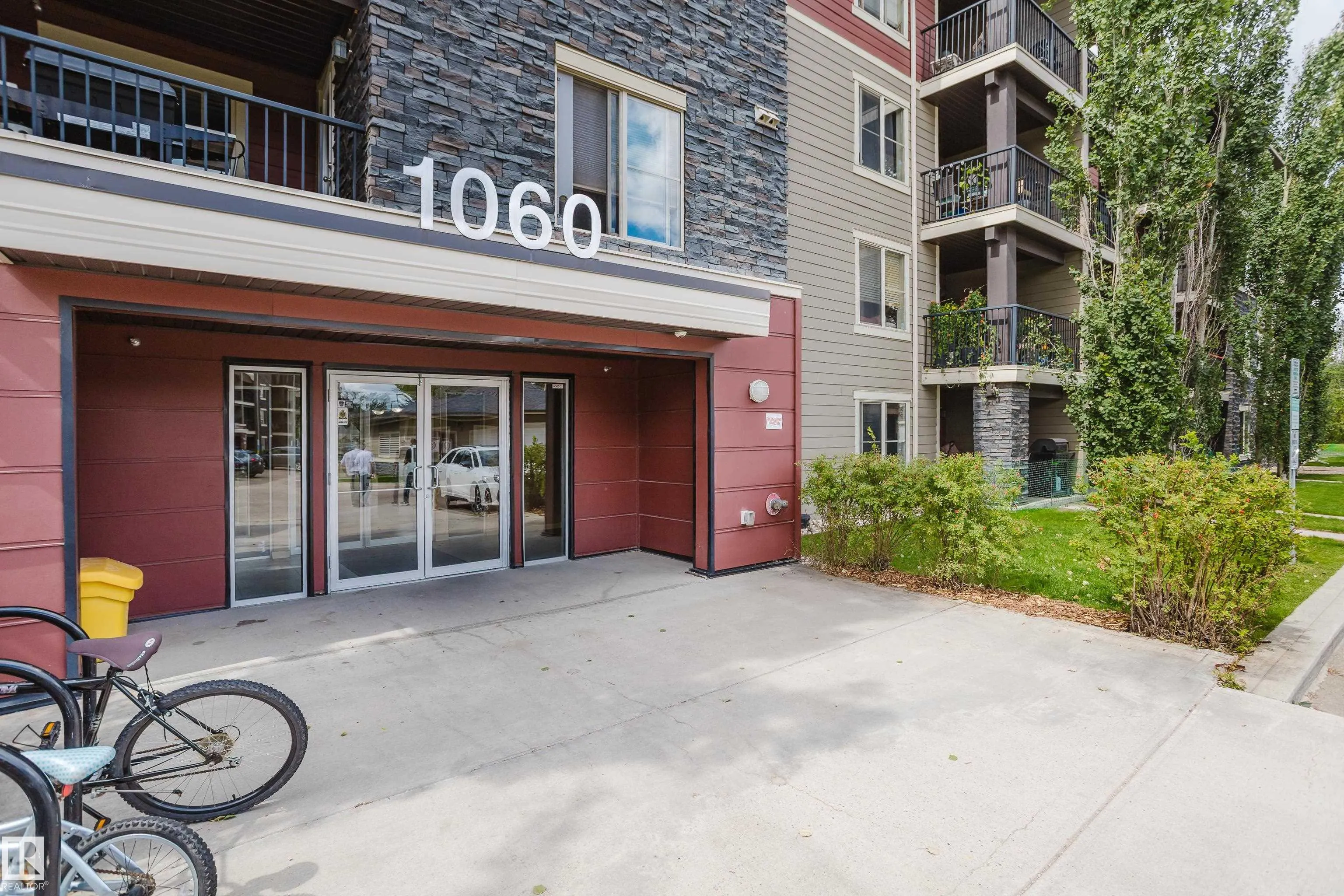1060 MCCONACHIE Boulevard