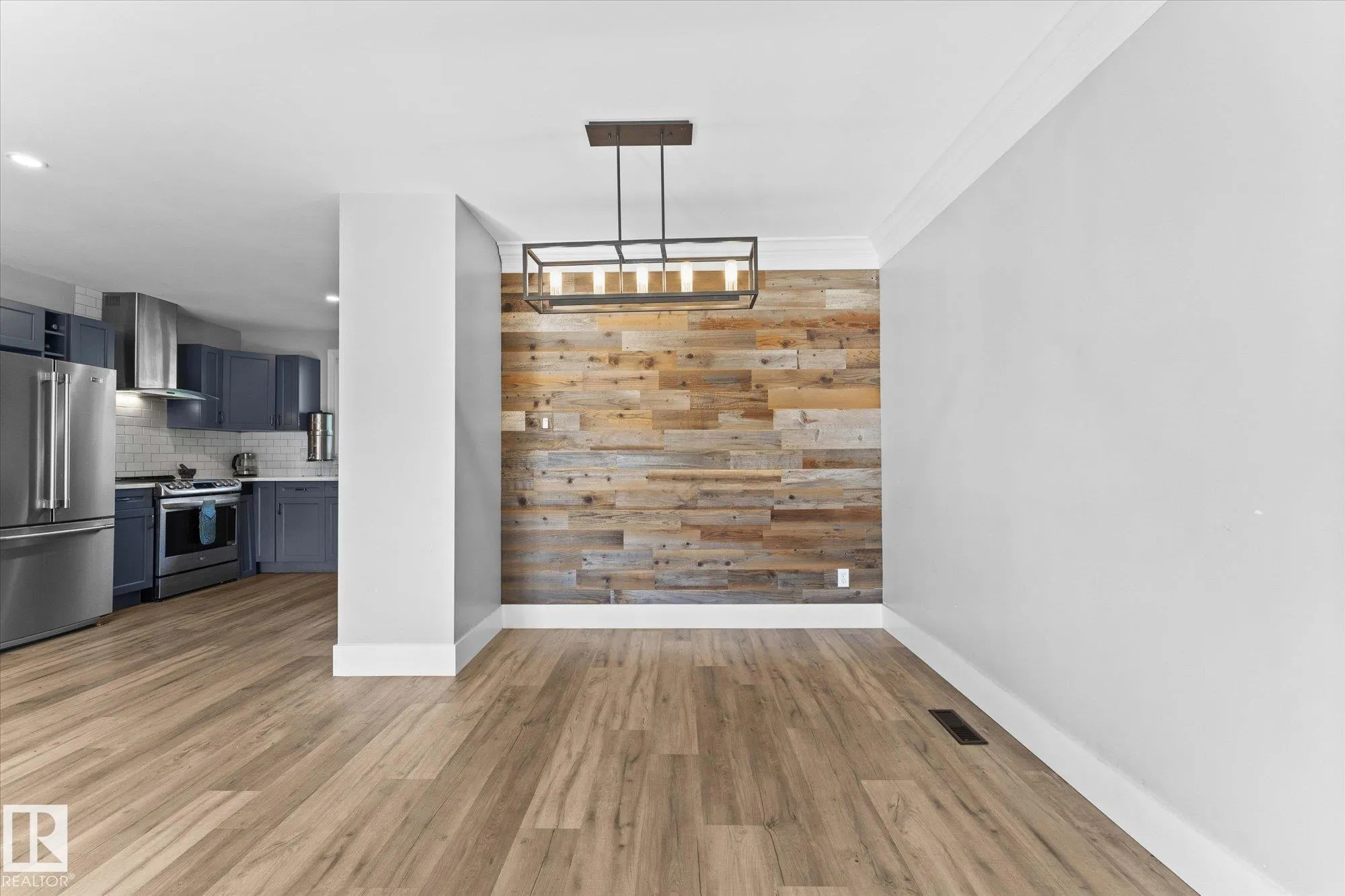 8004 180 Street