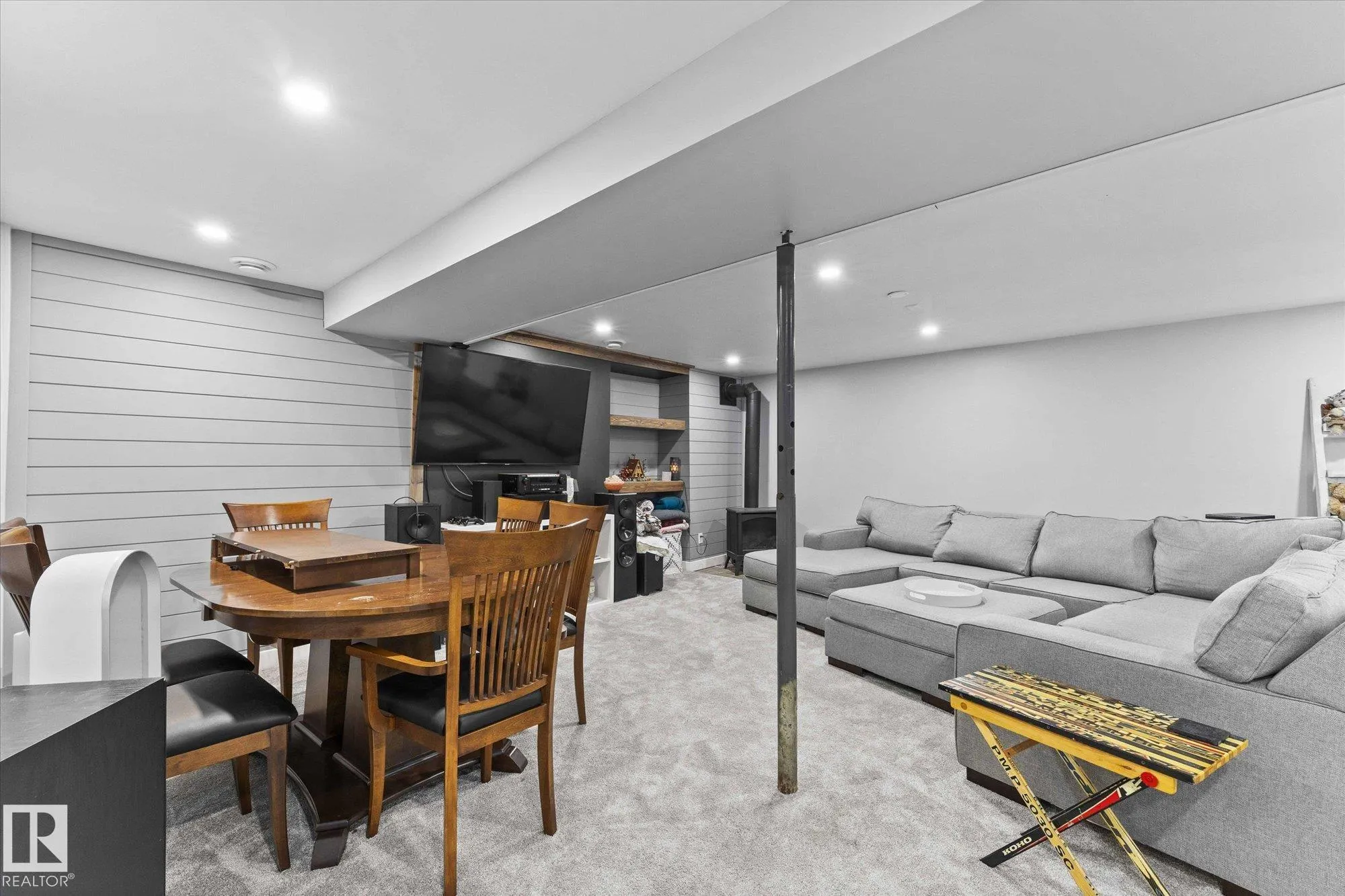 8004 180 Street