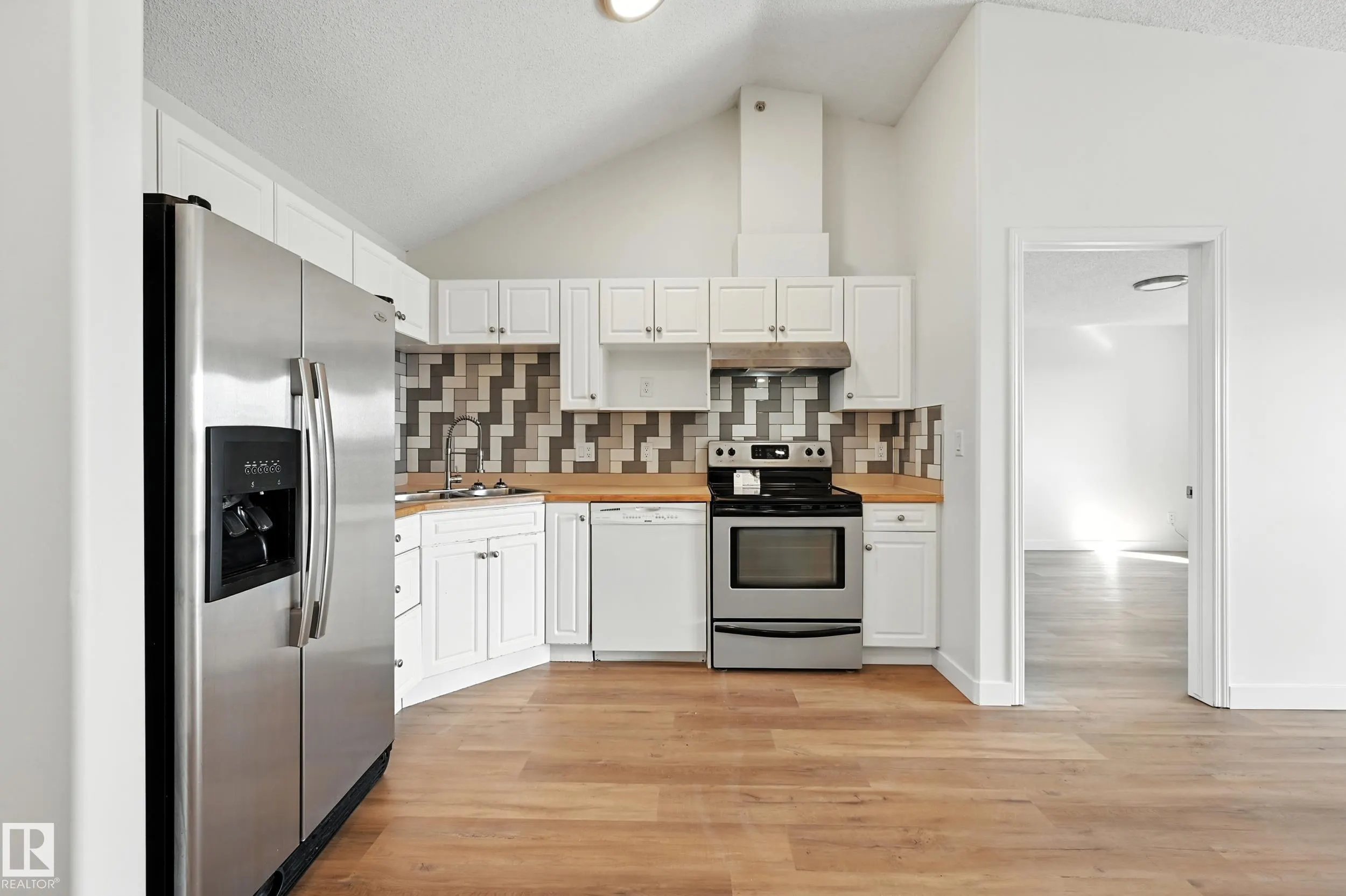 245 EDWARDS Drive