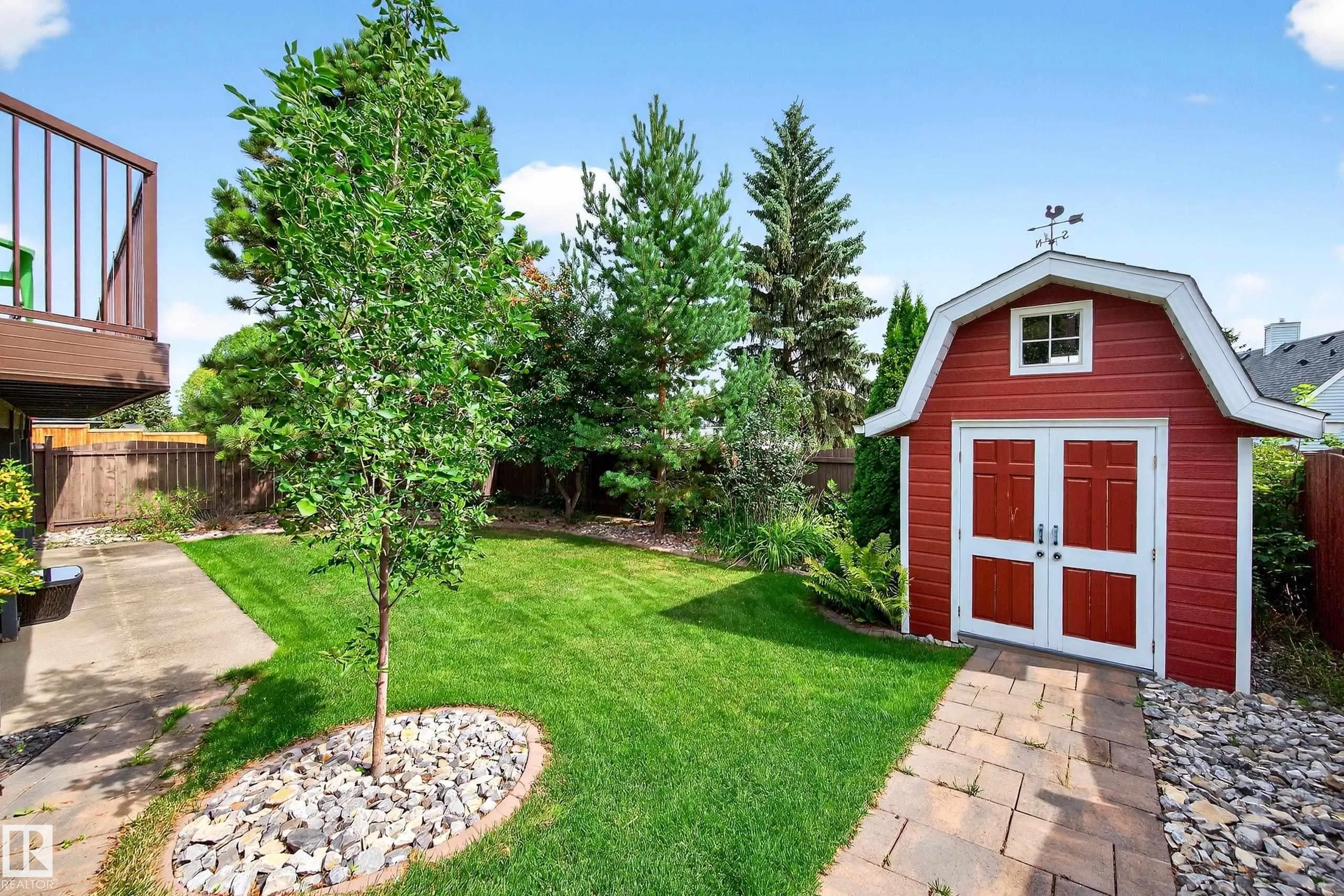 87 LOMBARD Crescent