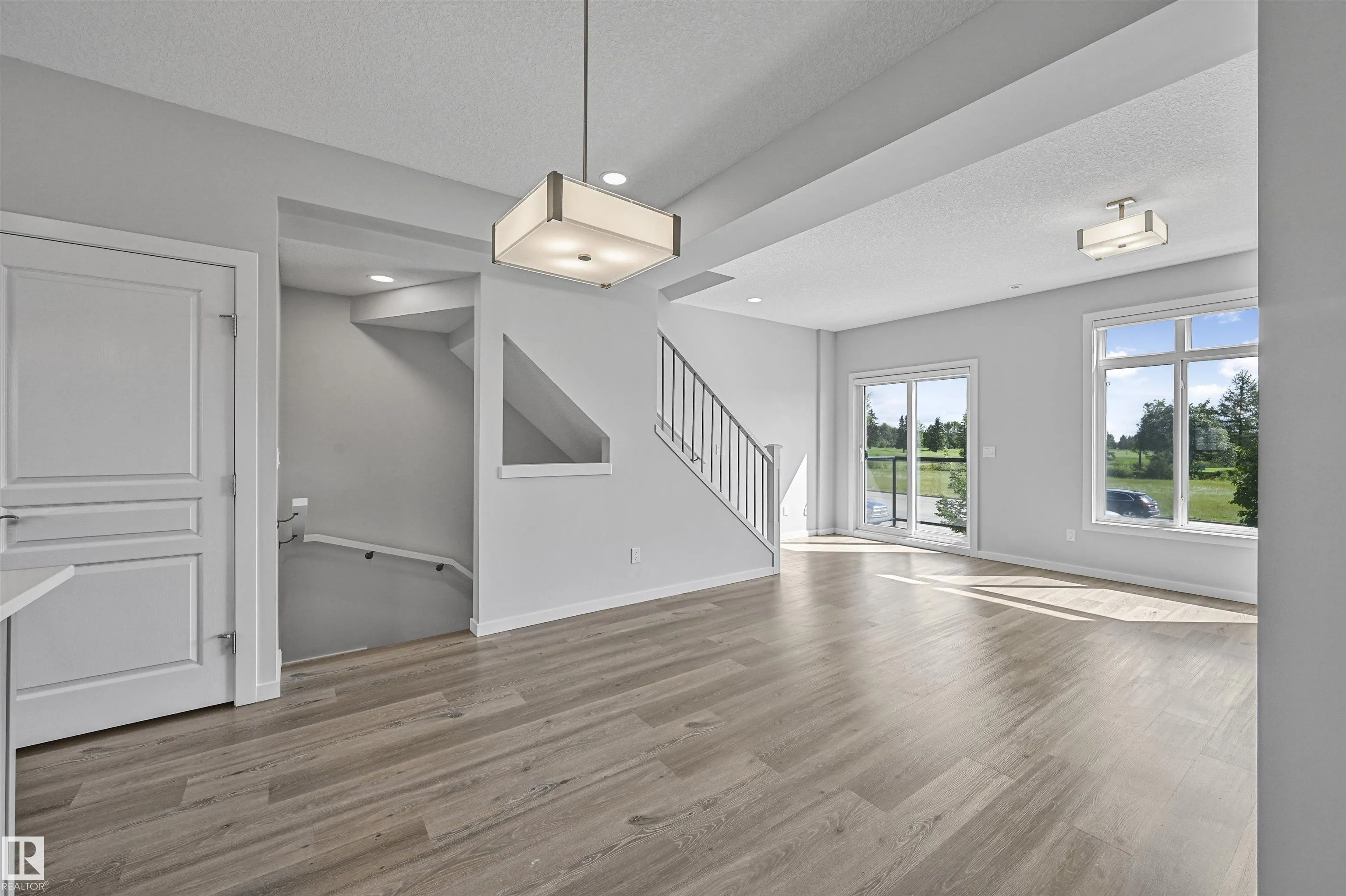 1010 RABBIT HILL Road