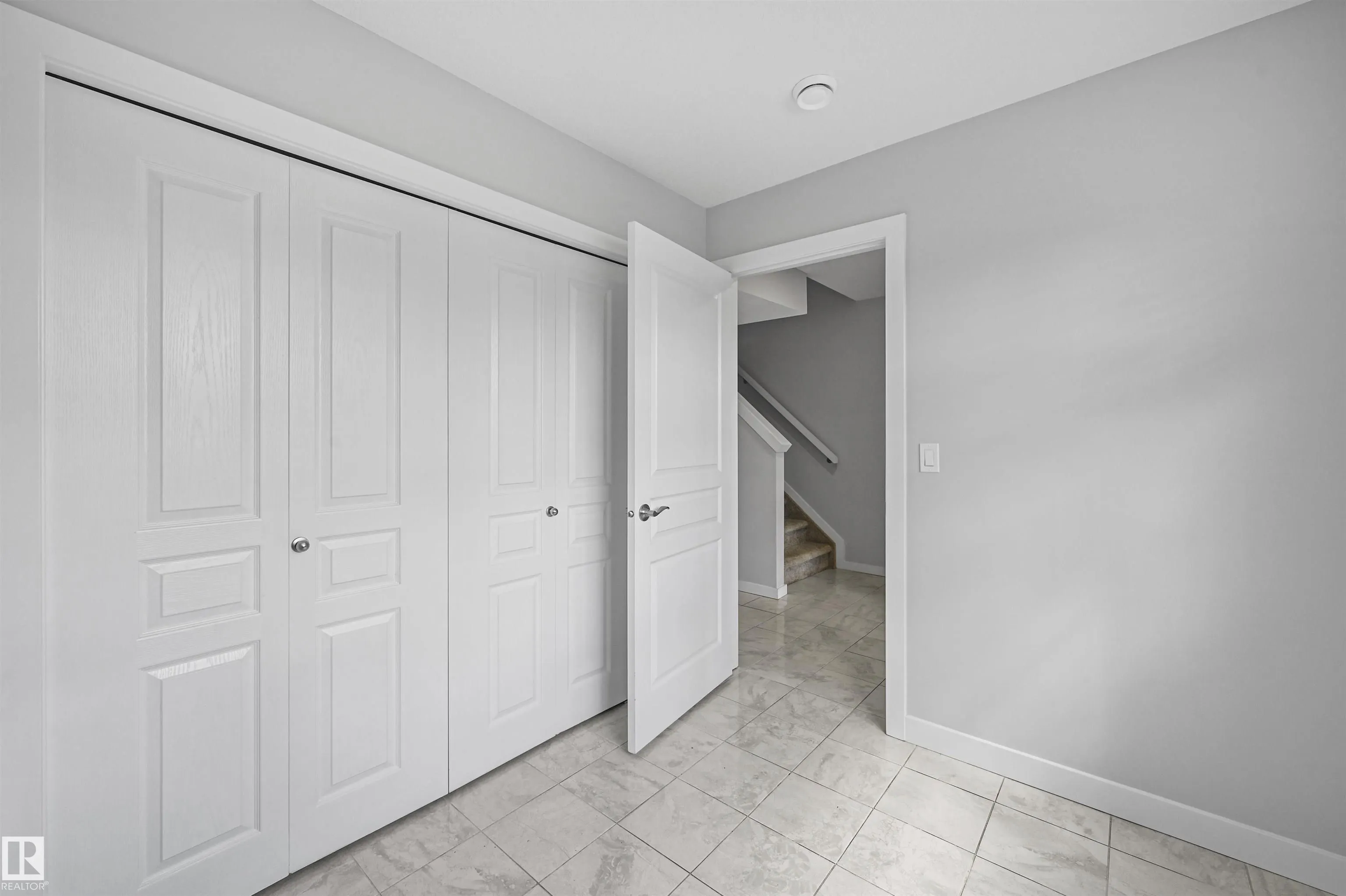 1010 RABBIT HILL Road