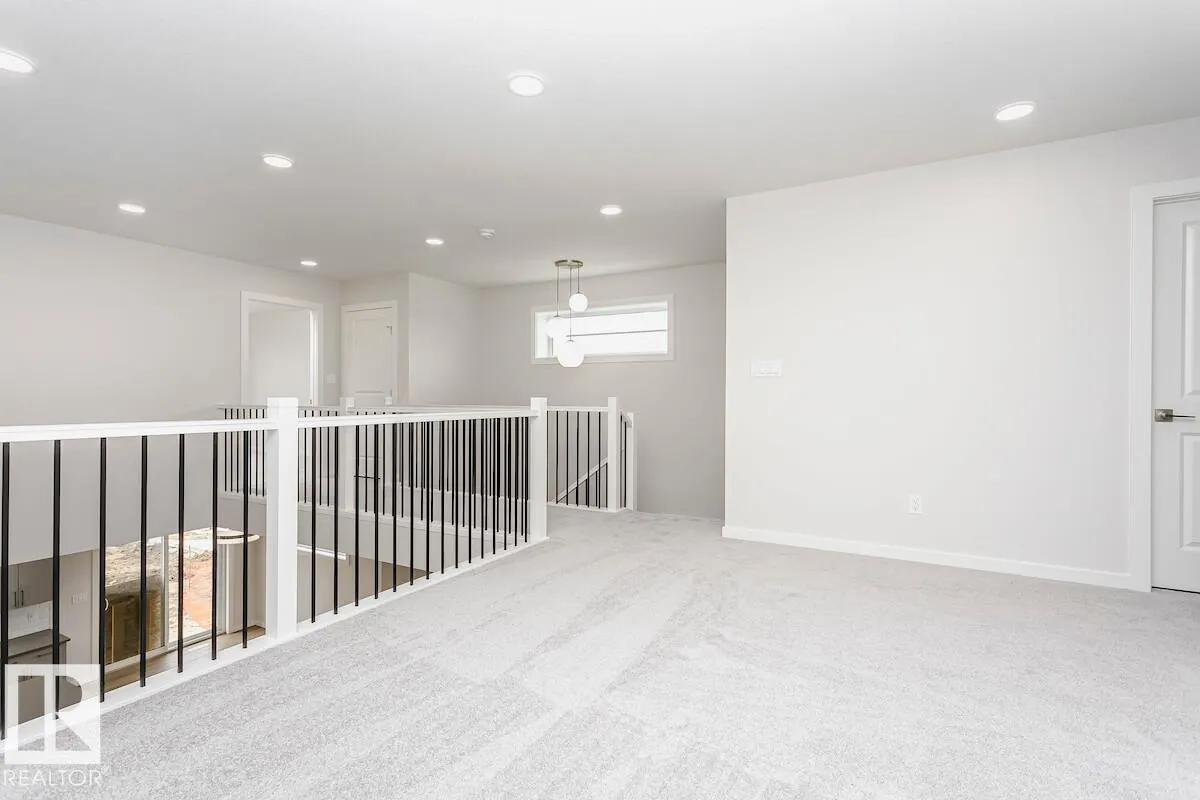 2371 Egret Way
