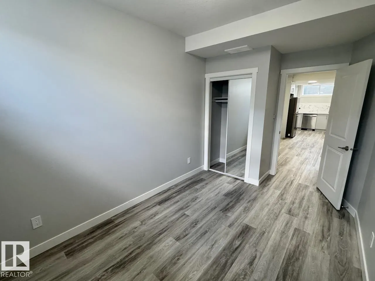 1516 PLUM CIRCLE Circle