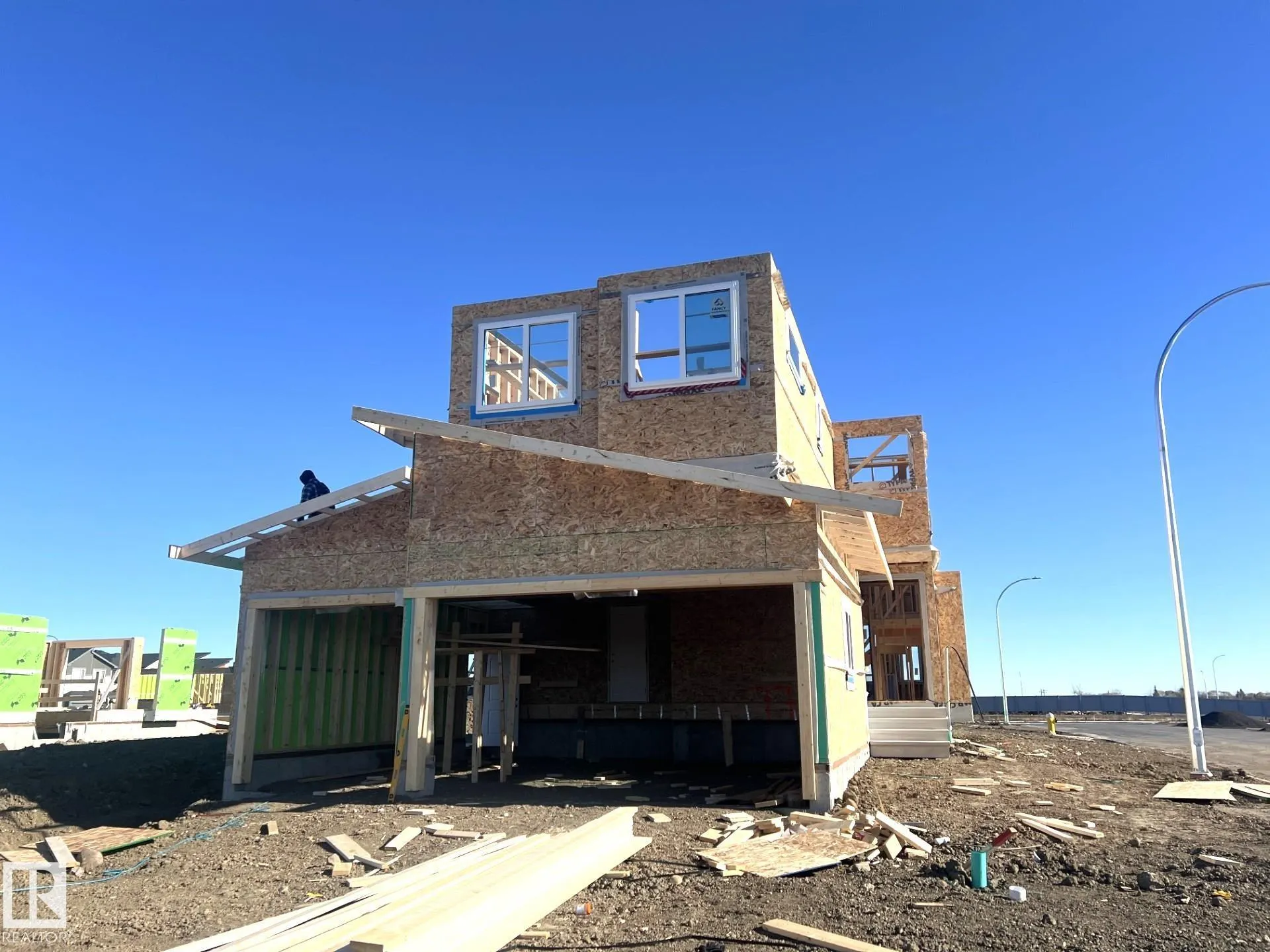 77 Mockingbird Crescent