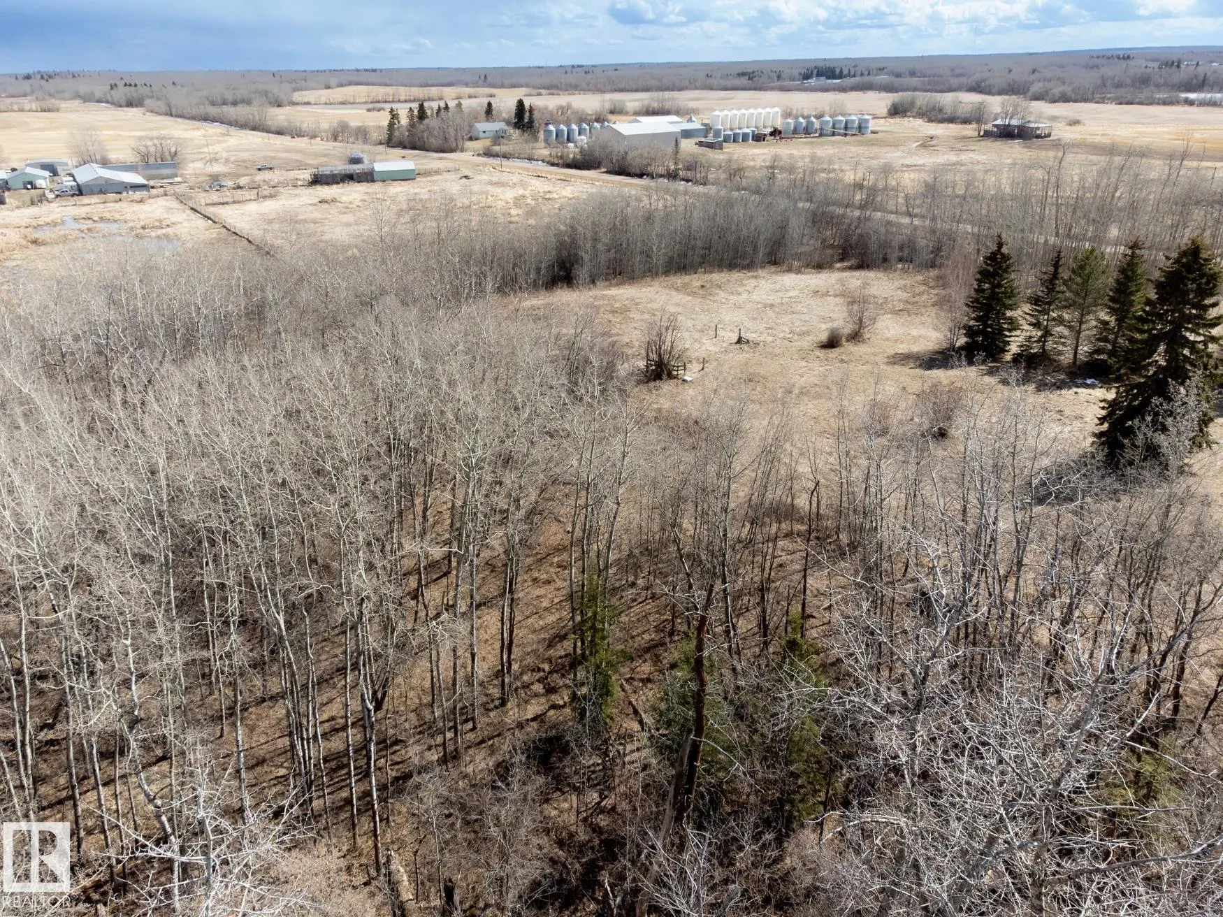 23246 TWP  RD 521A