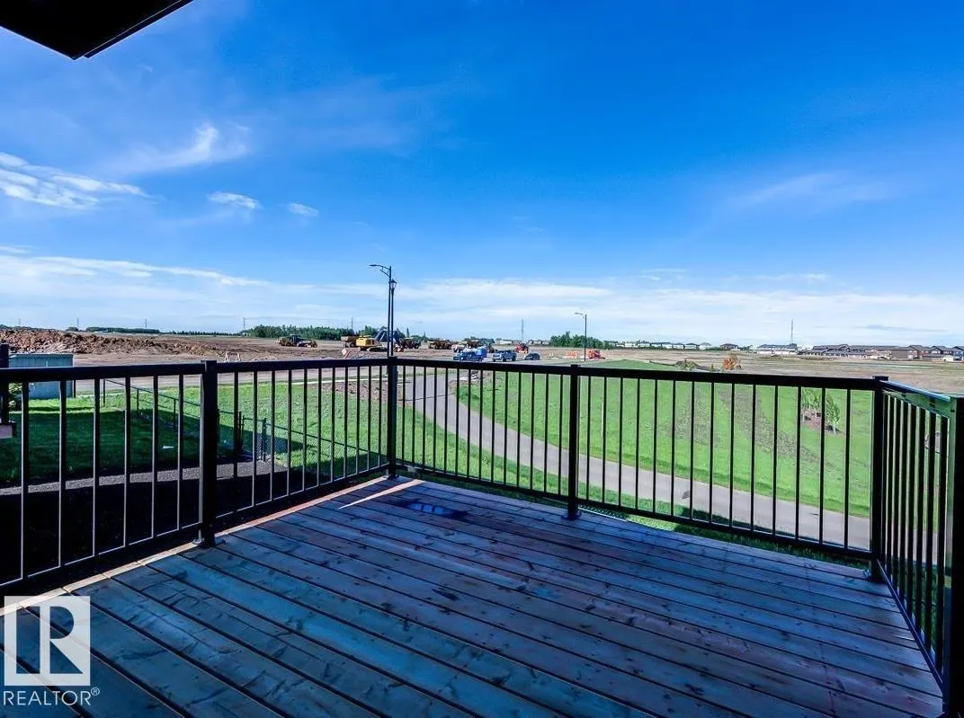 4308 HAWTHORN LANDING Landing