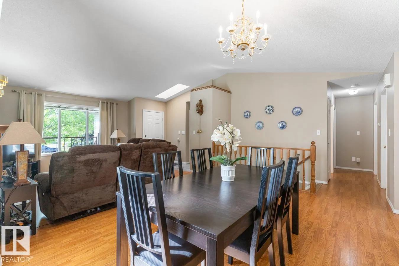 288 REGENCY Drive