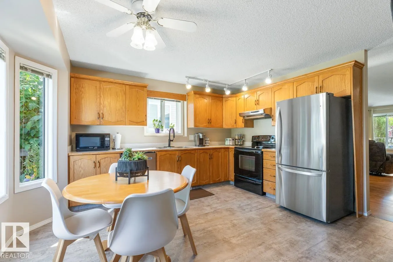 288 REGENCY Drive