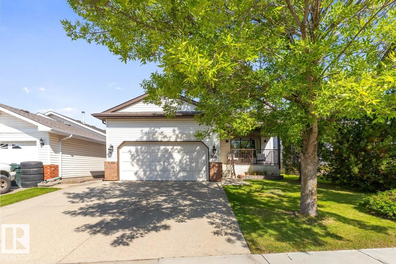 288 REGENCY Drive