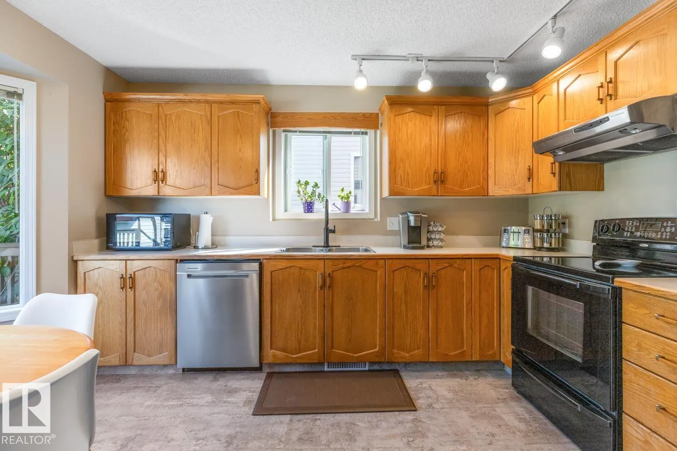 288 REGENCY Drive