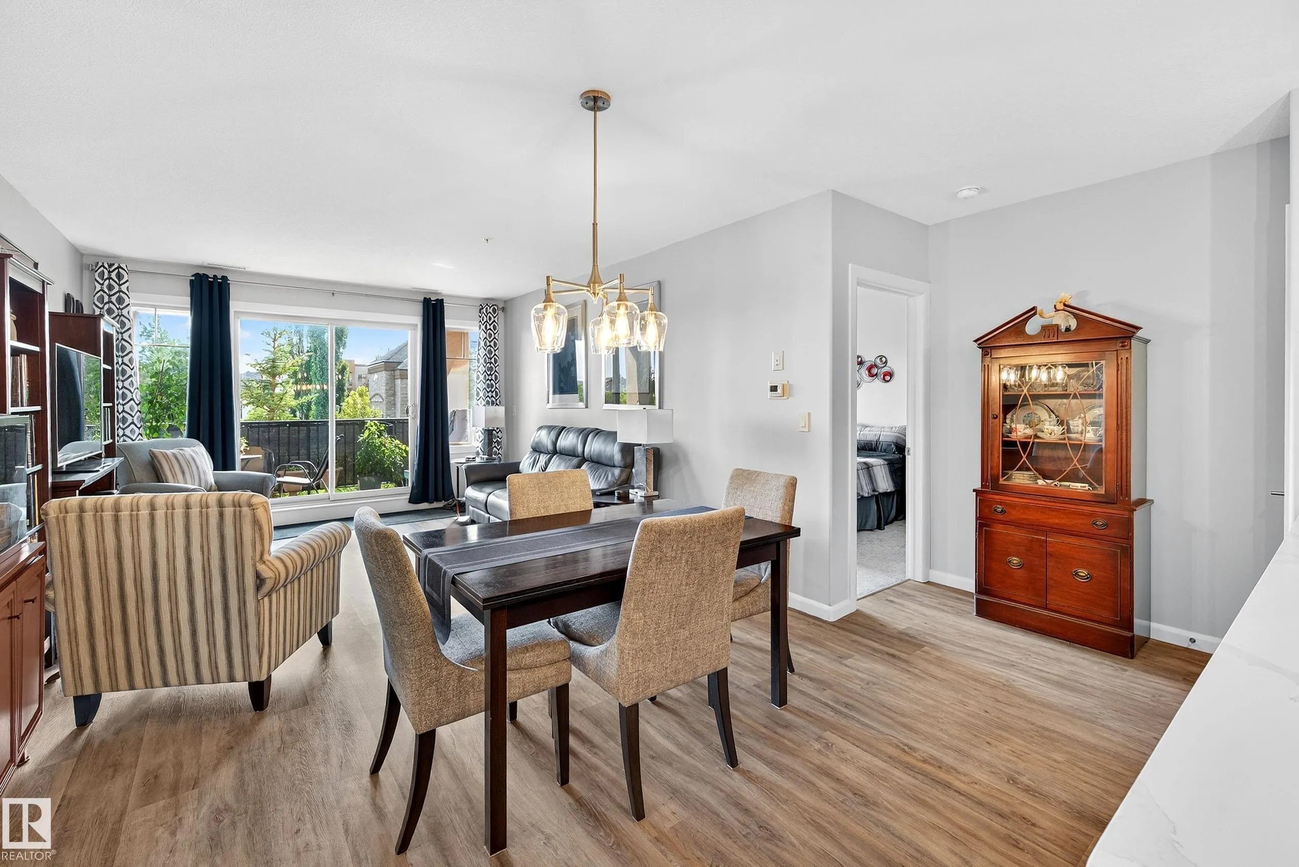 500 PALISADES Way