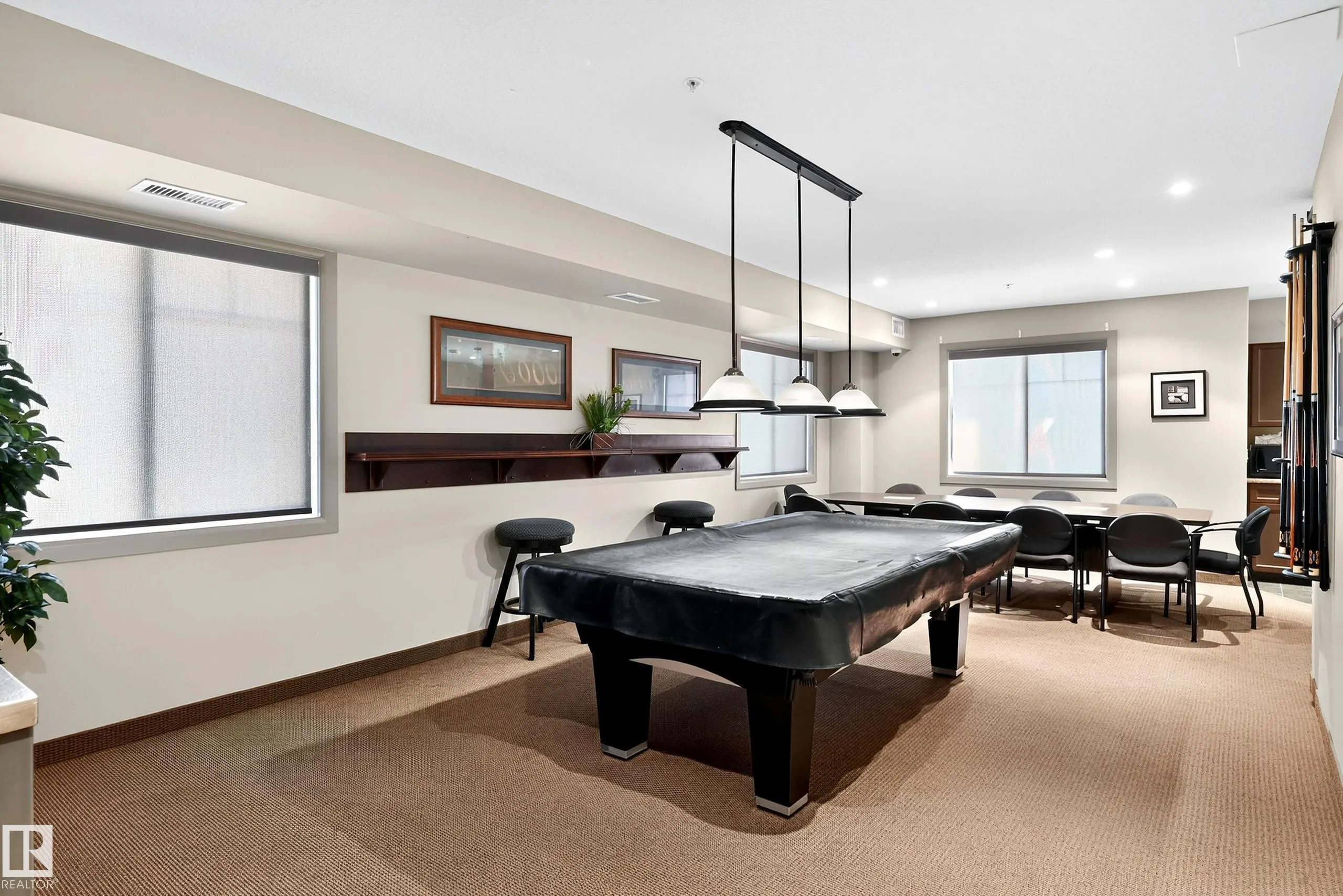 500 PALISADES Way